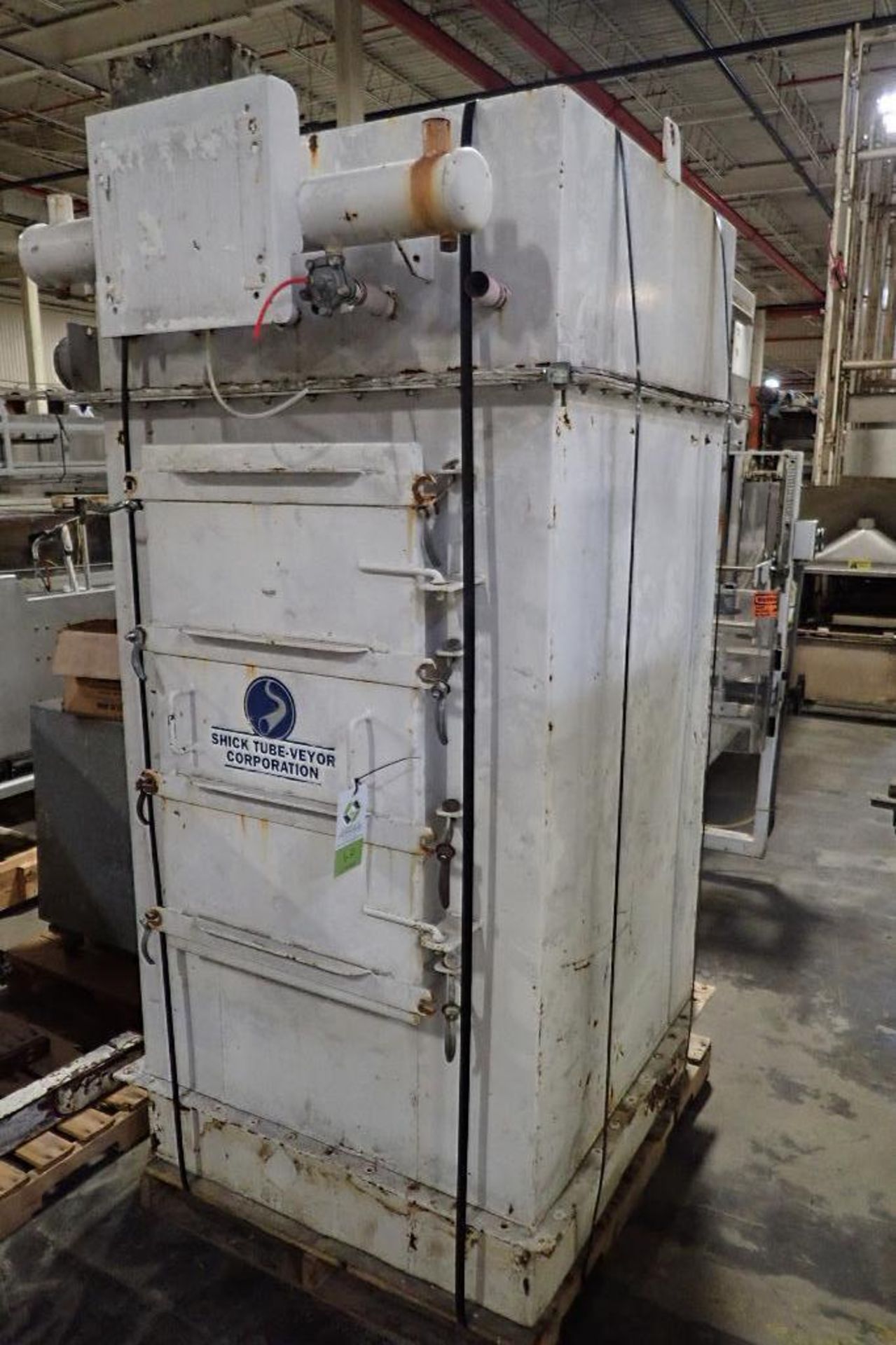 Shick dust collector, 38 in. x 38 in., **Rigging FEE: $100 ** - Image 2 of 5