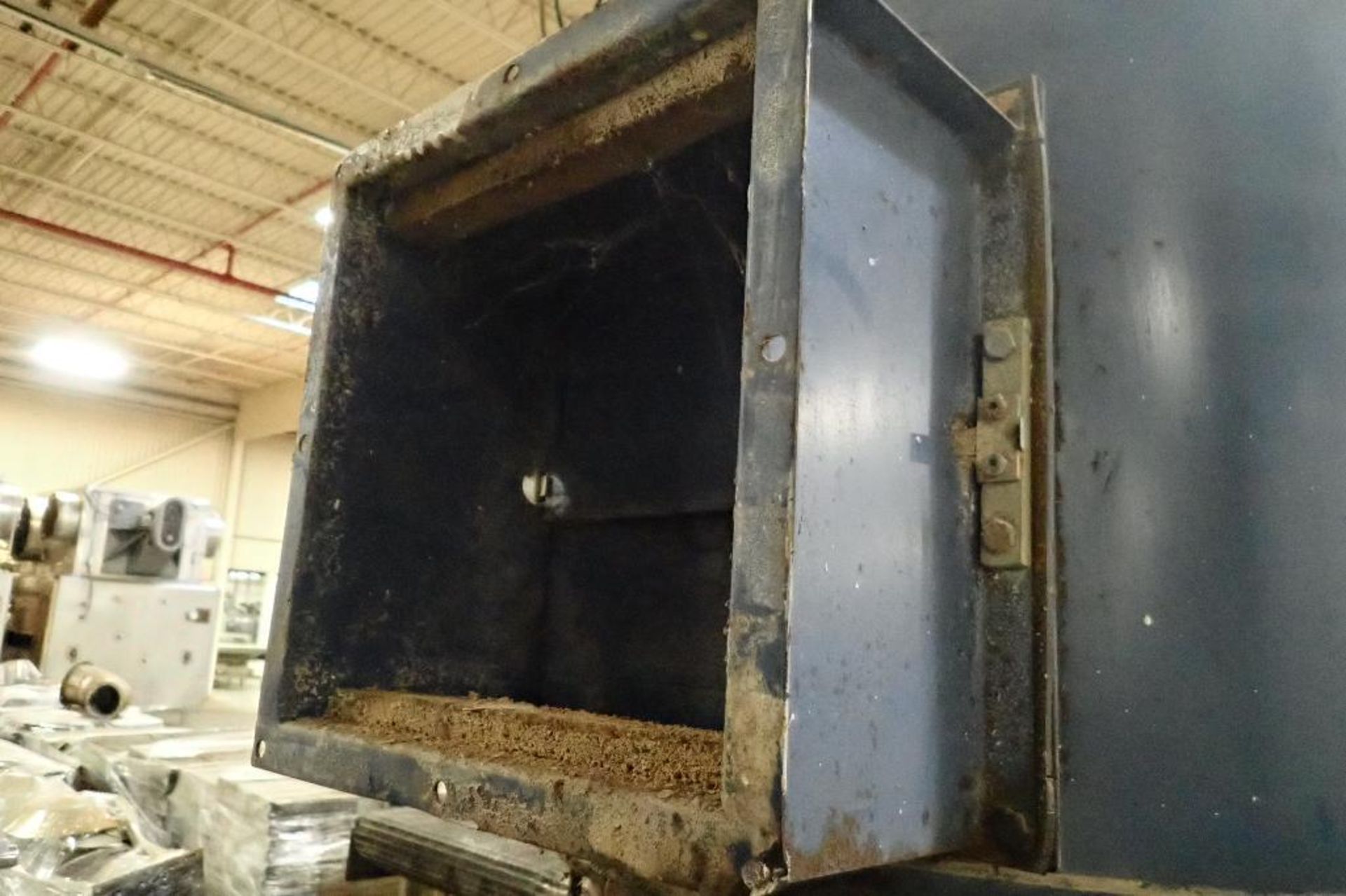 Mild steel dust collector, 24 in. dia **Rigging FEE: $200 ** - Image 5 of 5