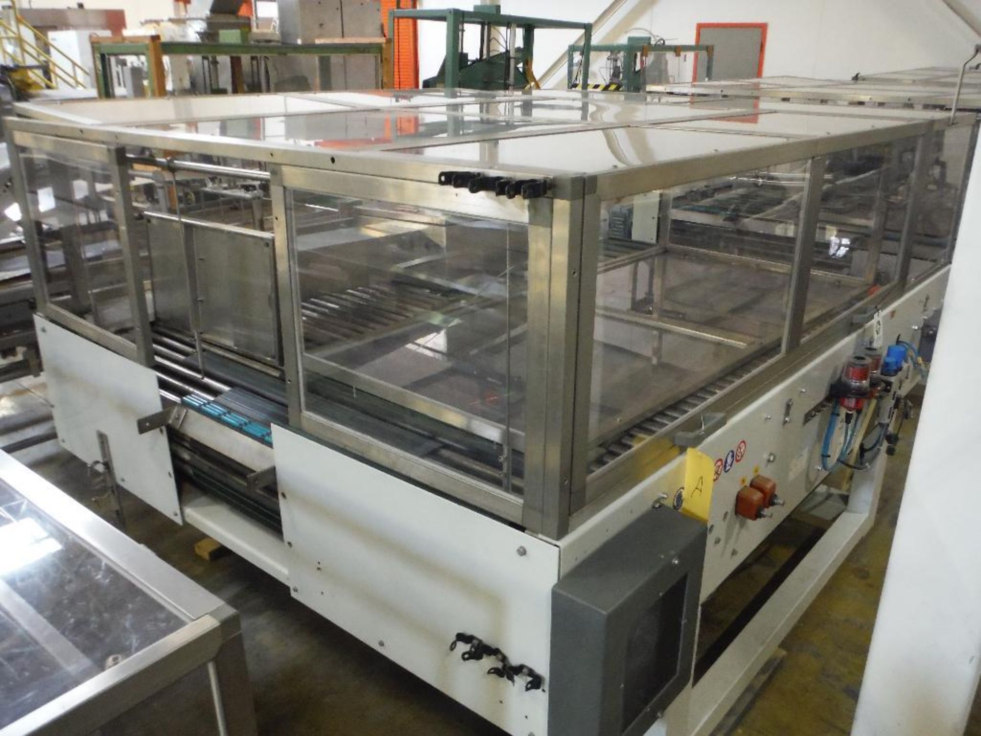 2007 Sidel combiner conveyor, Model TDC0014, SN 904835-SMMM0327, 98 in. long x 66 in. wide, with con - Image 3 of 9