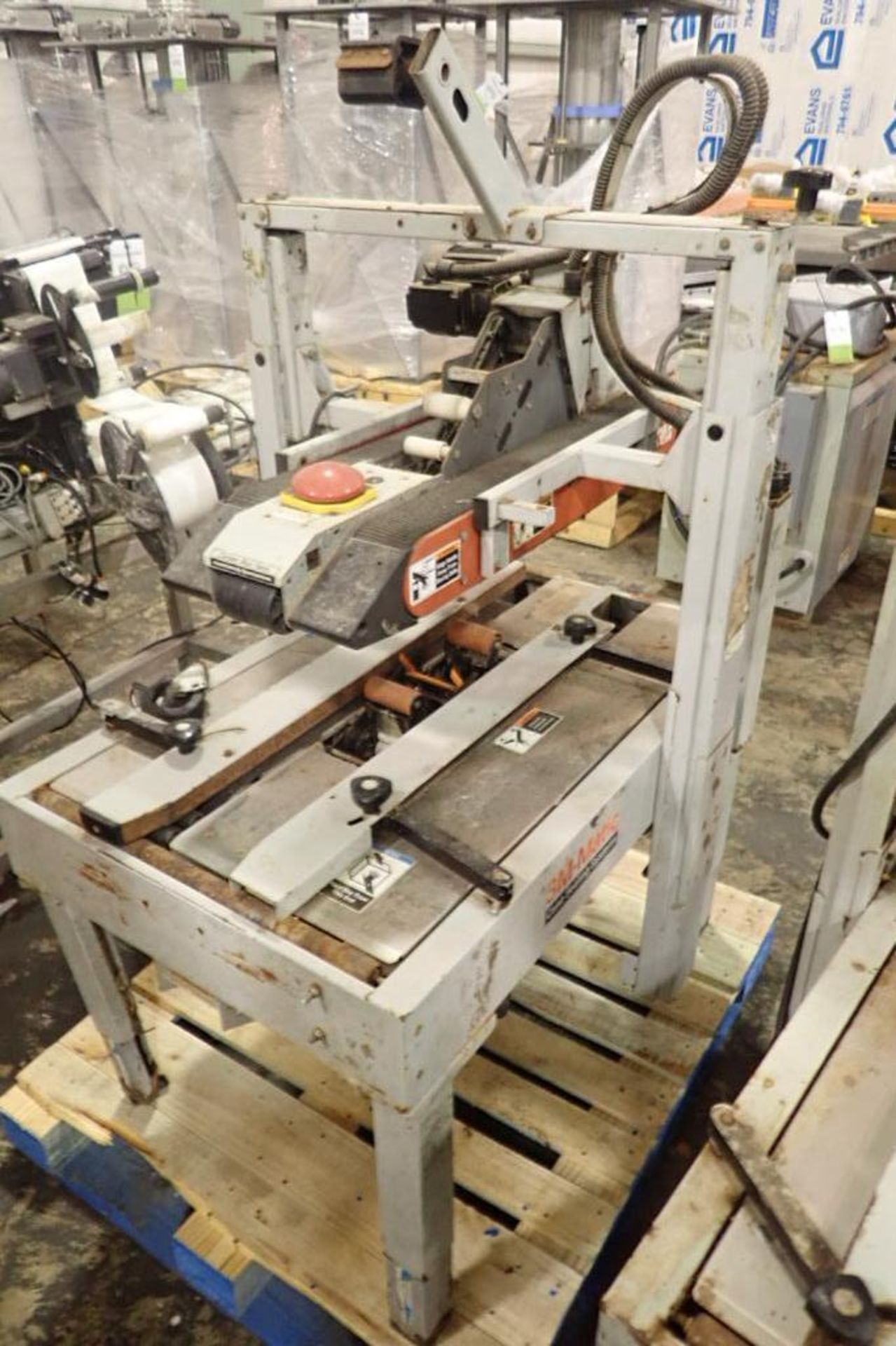 (2) 3M matic adjustable case sealers, top and bottom - ** Located in Dothan, Alabama ** Rigging Fee: - Image 6 of 8