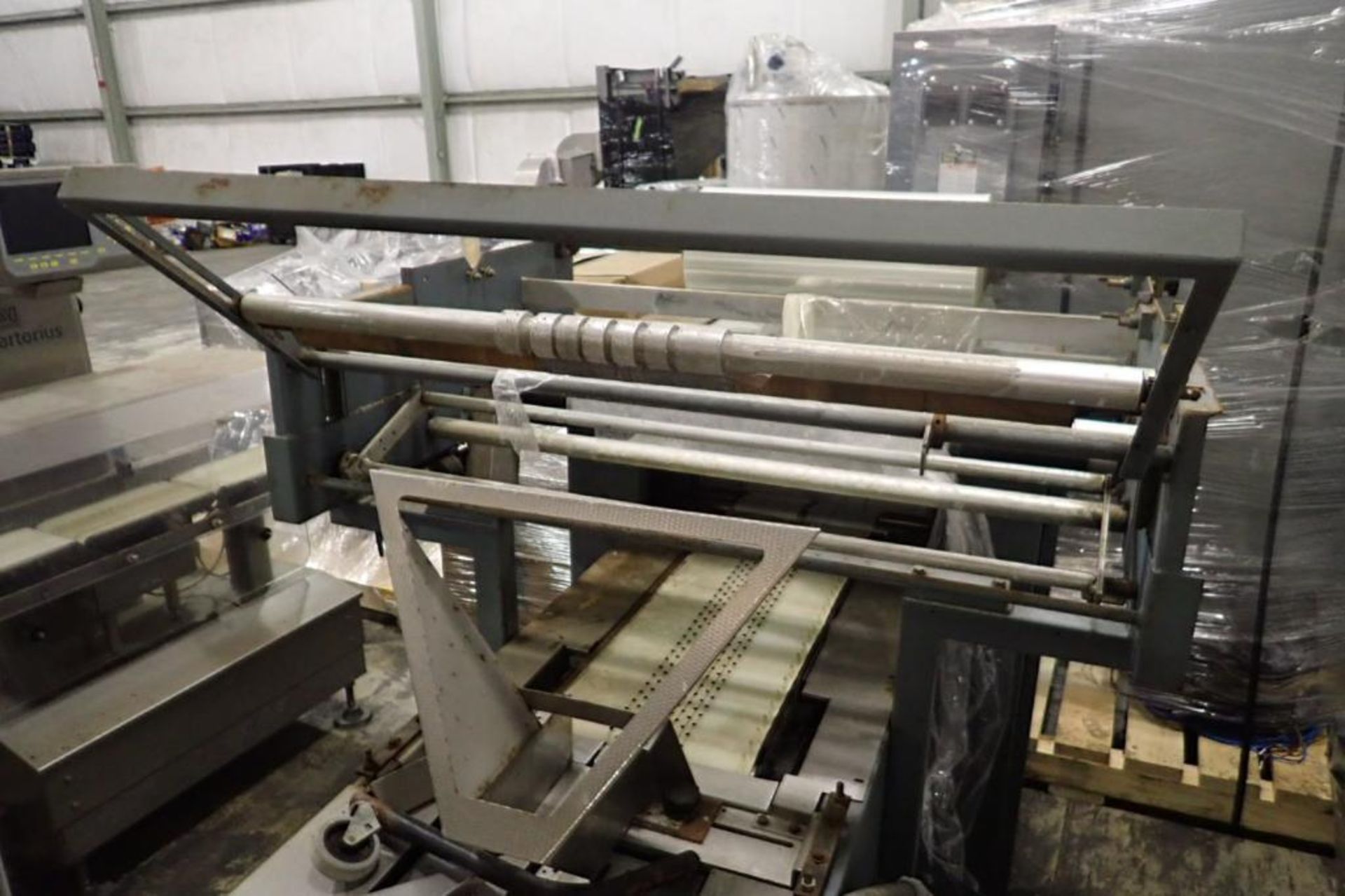 Shanklin flow wrapper, Model F-6, SN F8506, 18 in. lug infeed, 22 in. mandrel film stand, 1 up 19 in - Image 4 of 12