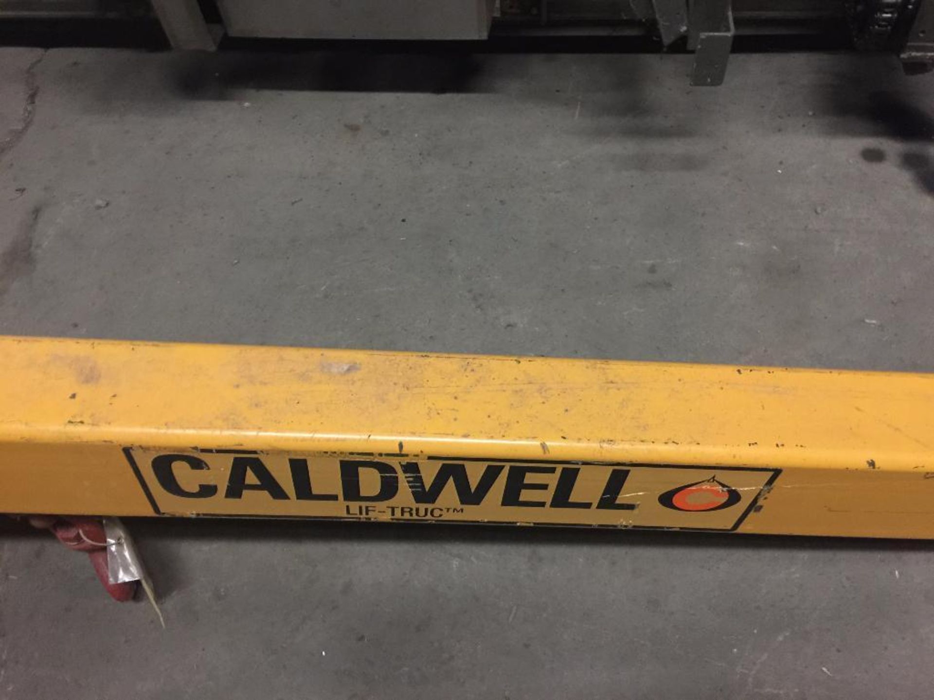 Caldwell fork lift boom attachment. - ** Located in Medina, New York ** Rigging Fee: $25 - Bild 2 aus 3