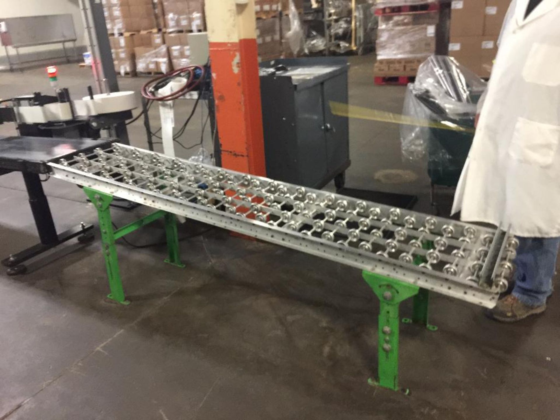 Gravity skate conveyor, 84 in. x 16 in. wide, adjustable legs. - ** Located in South Beloit, Illinoi - Image 2 of 4