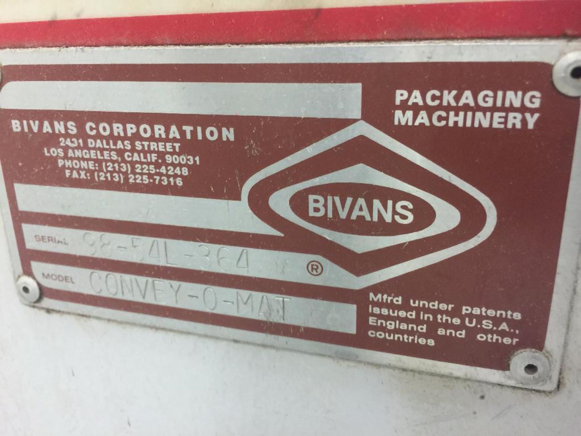 Bivans carton erector/sealer, model convey-o-mat, s/n 98-54L-364, Nordson hot glue. - ** Located in - Image 3 of 8