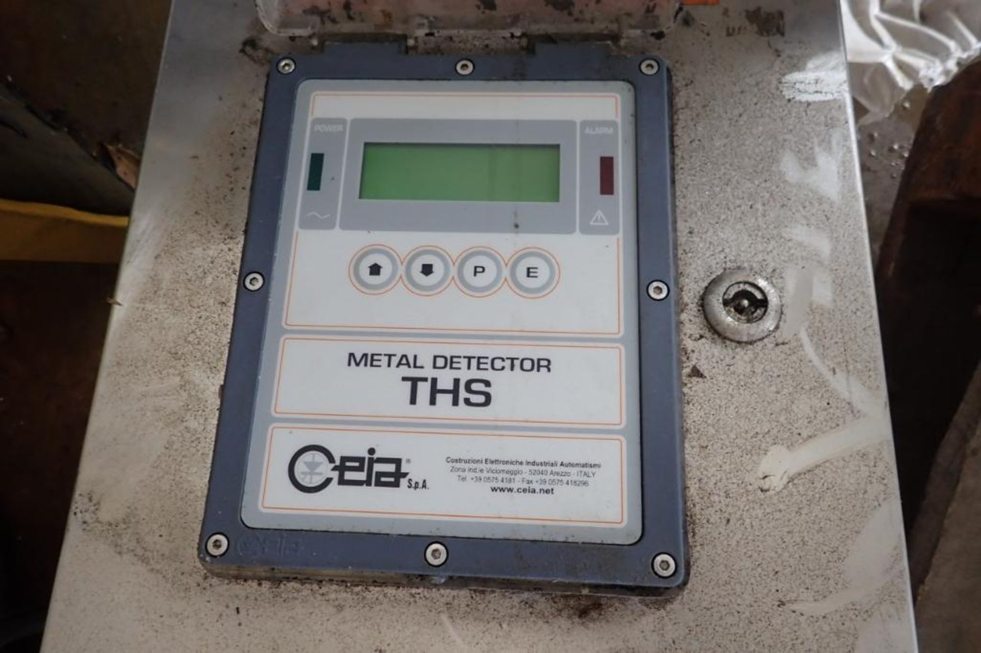 Ceia flow through metal detector, Model THS/G-200, SN 20700205031, 8 in. aperture - ** Located in Do - Image 5 of 7