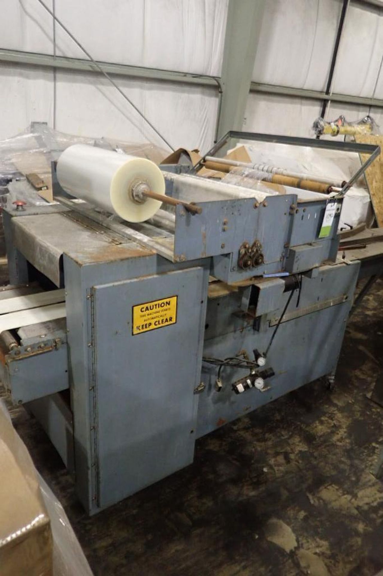 Shanklin flow wrapper, Model F-6, SN F8506, 18 in. lug infeed, 22 in. mandrel film stand, 1 up 19 in - Image 11 of 12