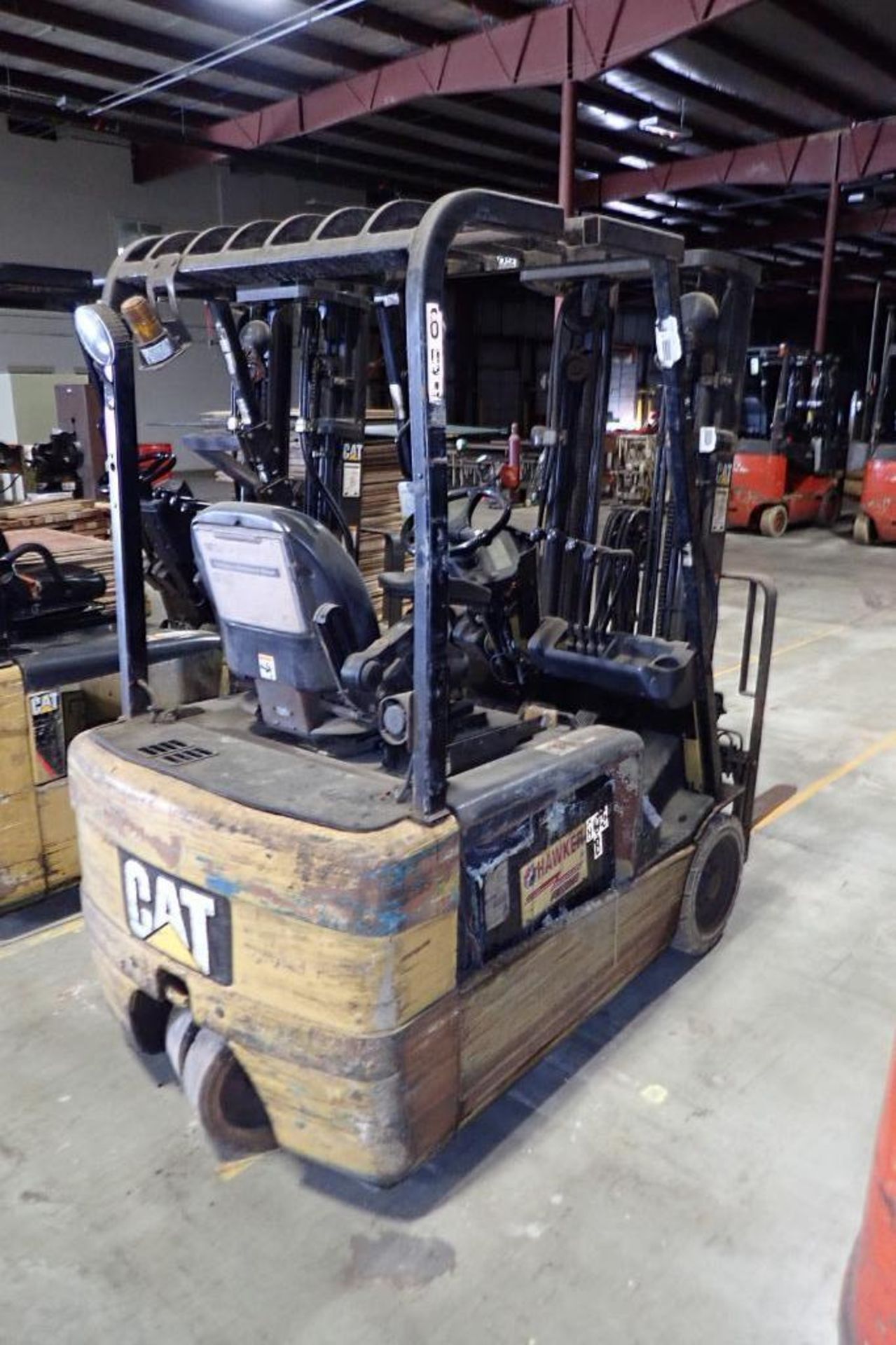 Caterpillar 48V electric forklift {Located in Plymouth, IN} - Bild 2 aus 9