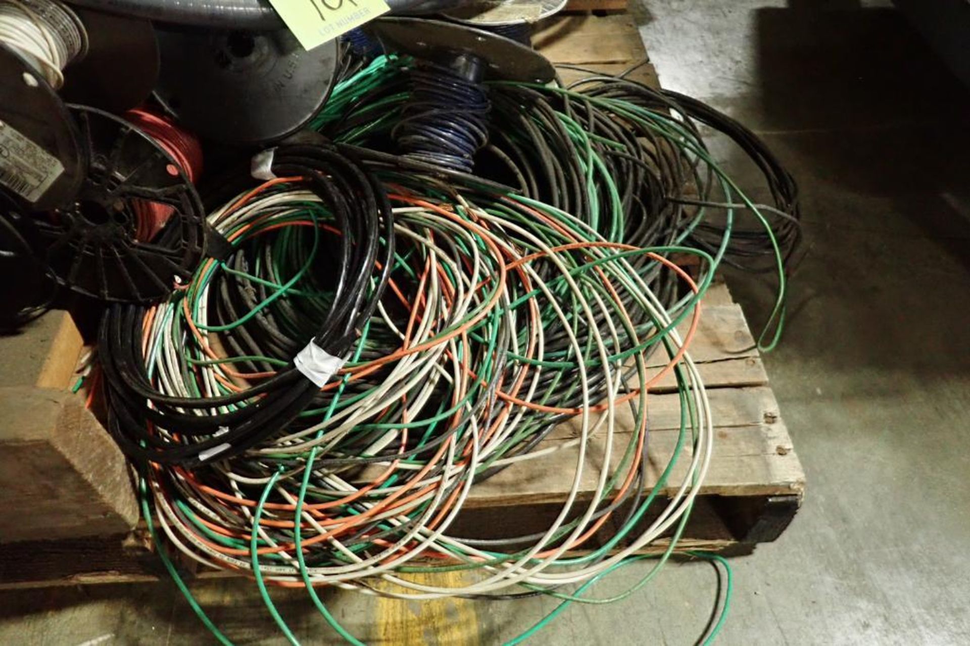 Pallet of assorted electrical wire. {Located in Plymouth, IN} - Bild 3 aus 5