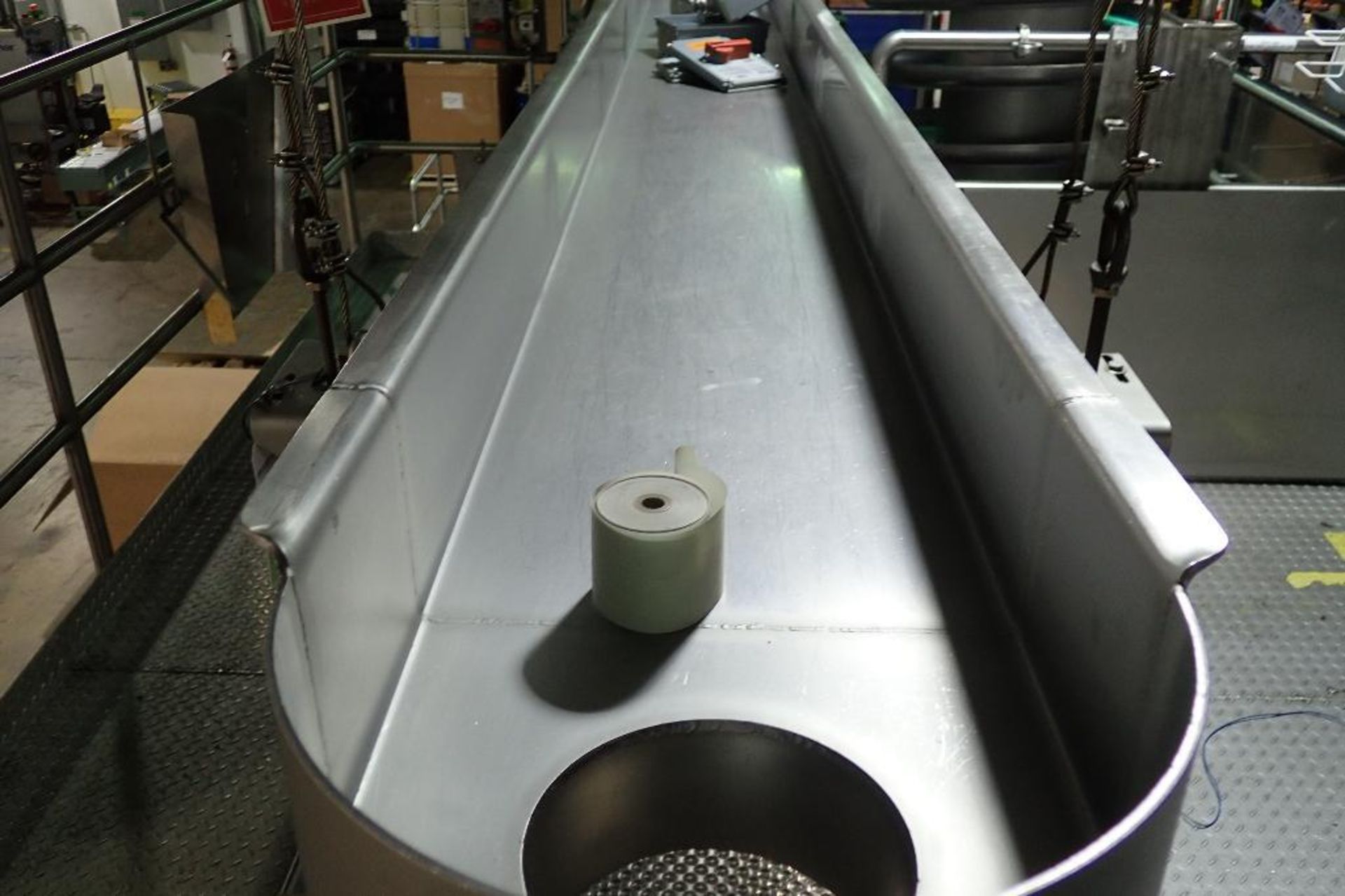 SS Key vibratory conveyor {Located in Lakeville, MN} - Image 5 of 7