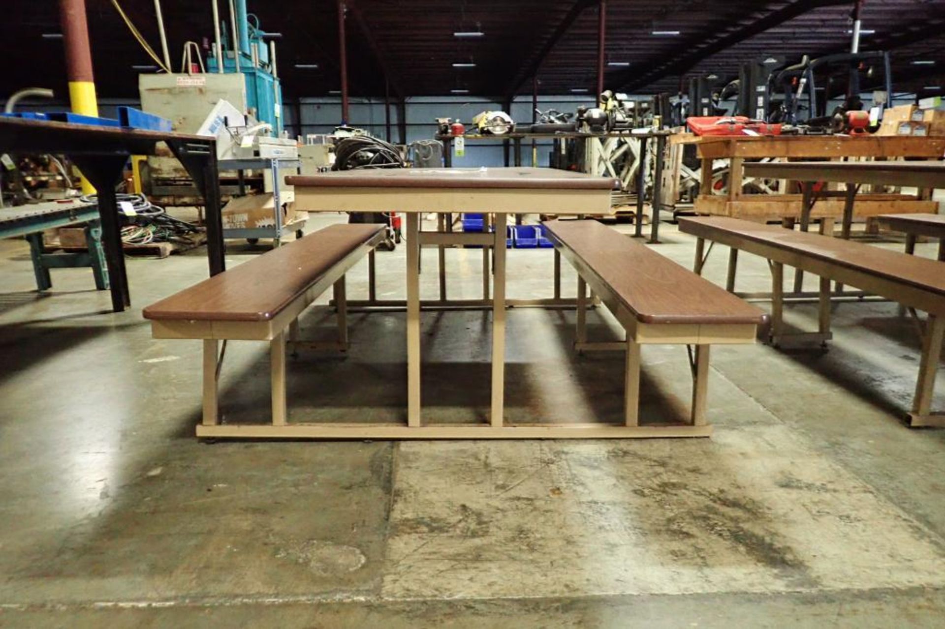 (3) Lunch tables w/ bench seating {Located in Plymouth, IN} - Bild 3 aus 5