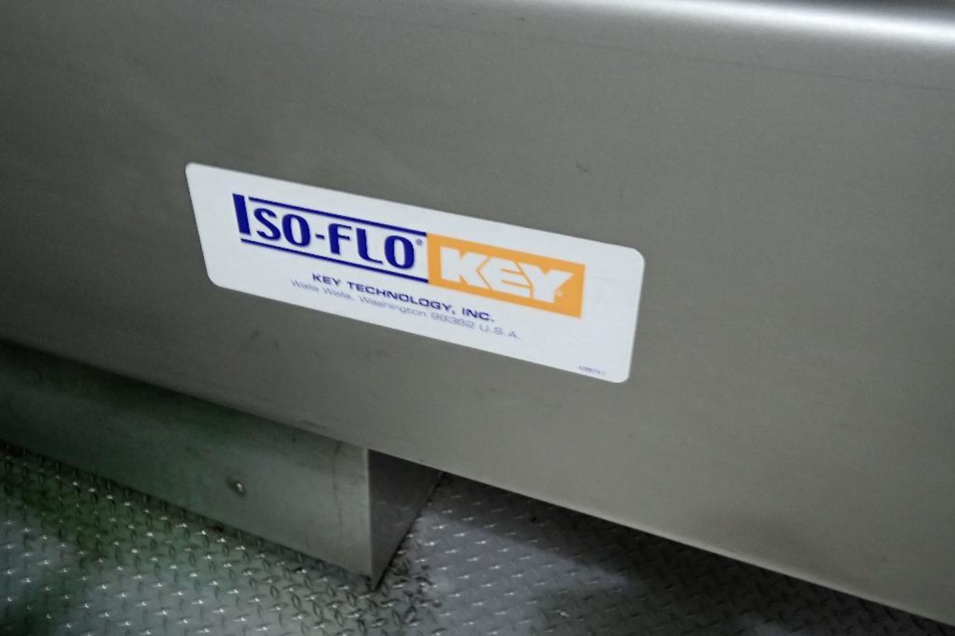 SS Key vibratory conveyor {Located in Lakeville, MN} - Image 5 of 8