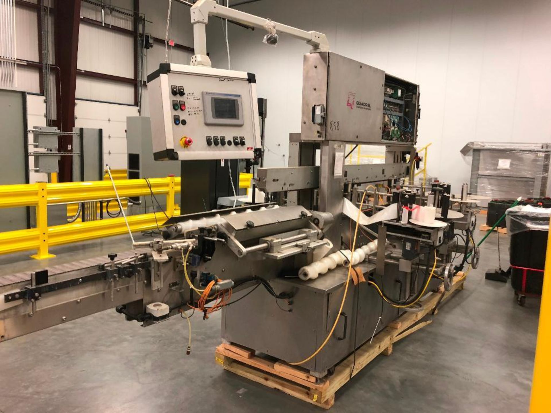 2009 Quadrel labeler {Located in Buckner, KY}