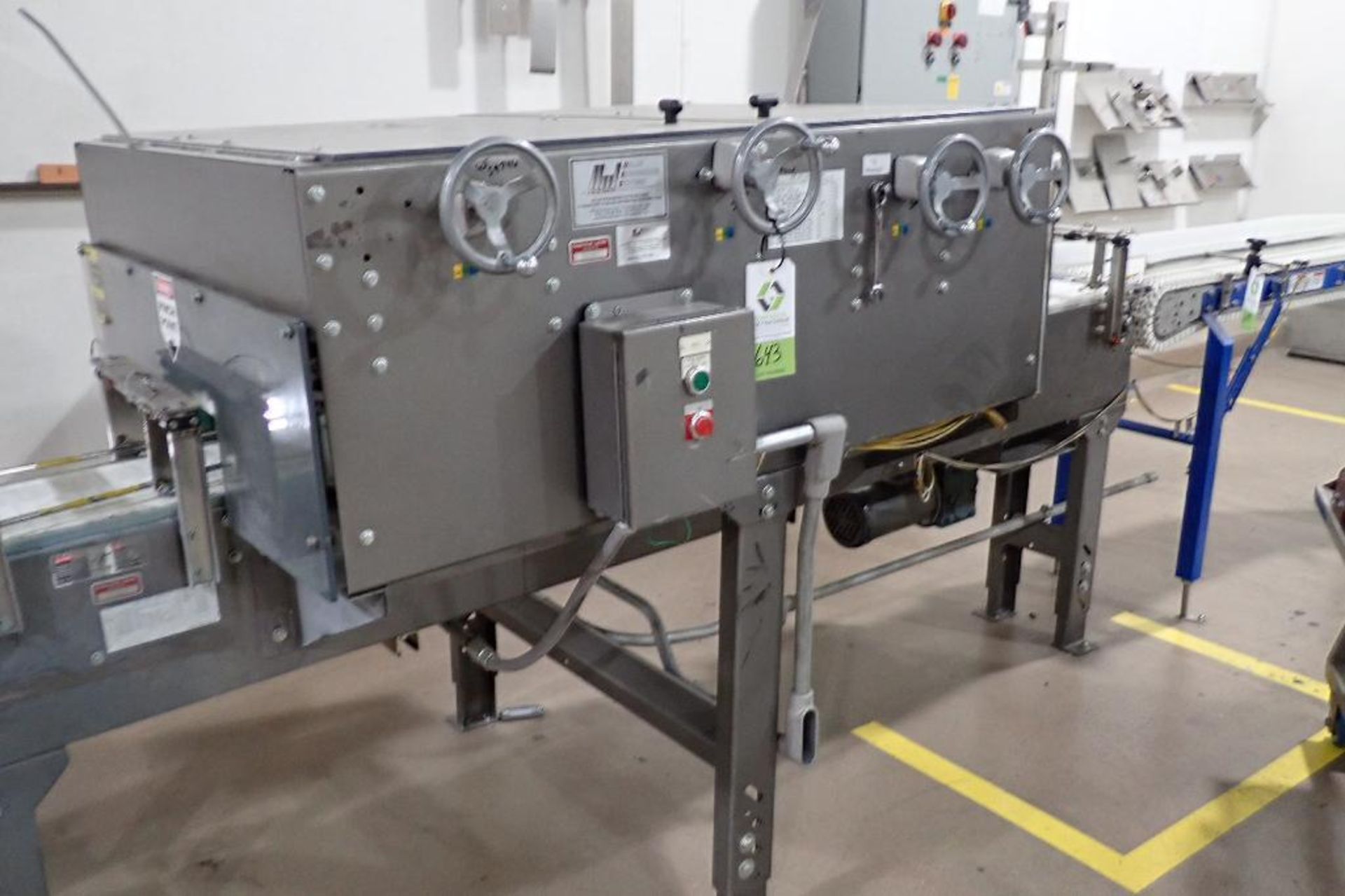 Dillin Engineered Systems carton turner {Located in Lakeville, MN}