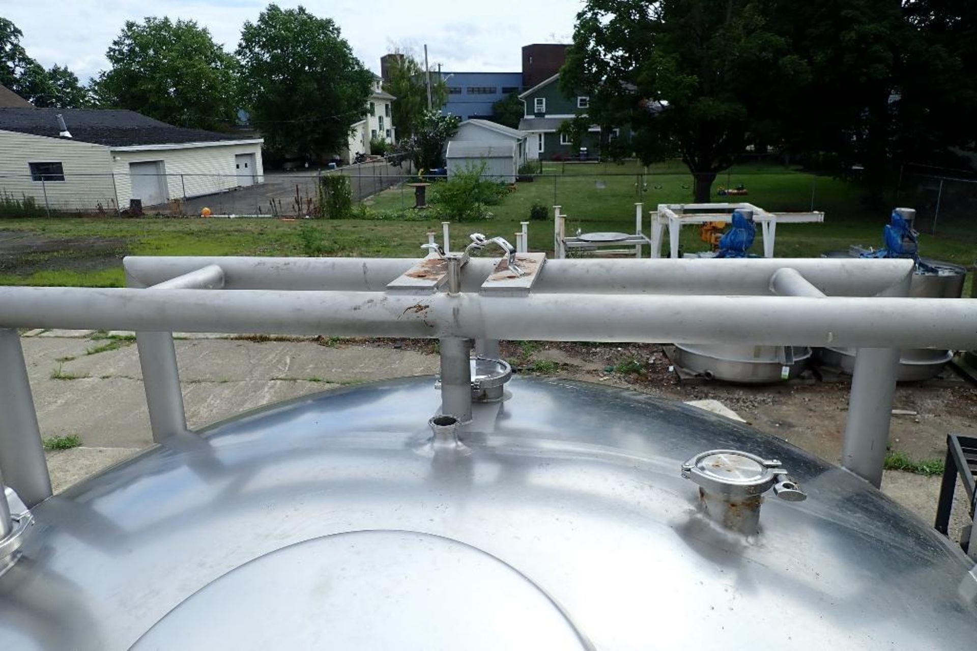 DCI 1000 gallon SS tank {Located in North East, PA} - Image 8 of 11