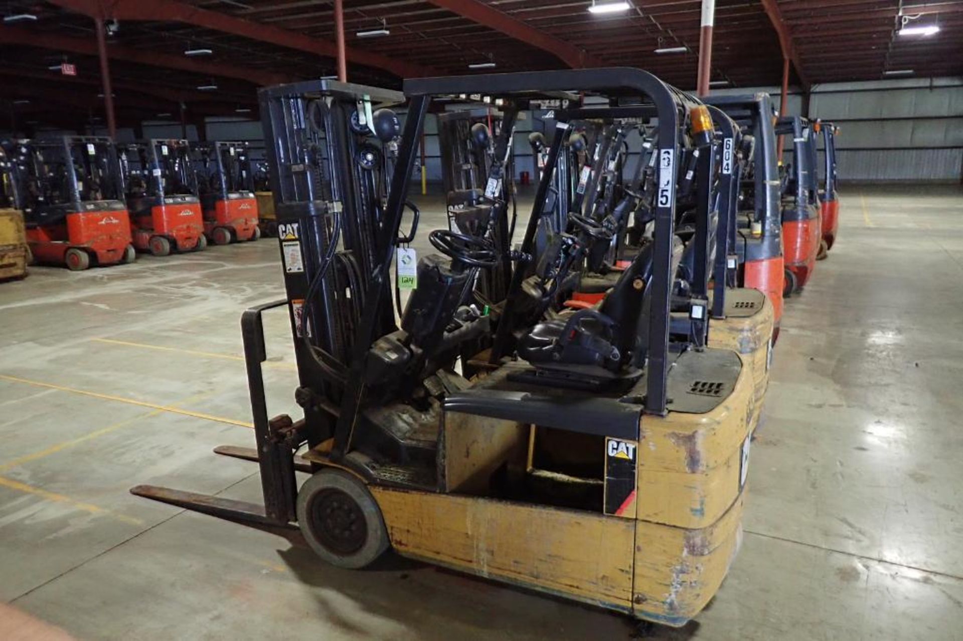 Caterpillar 48V electric forklift {Located in Plymouth, IN}