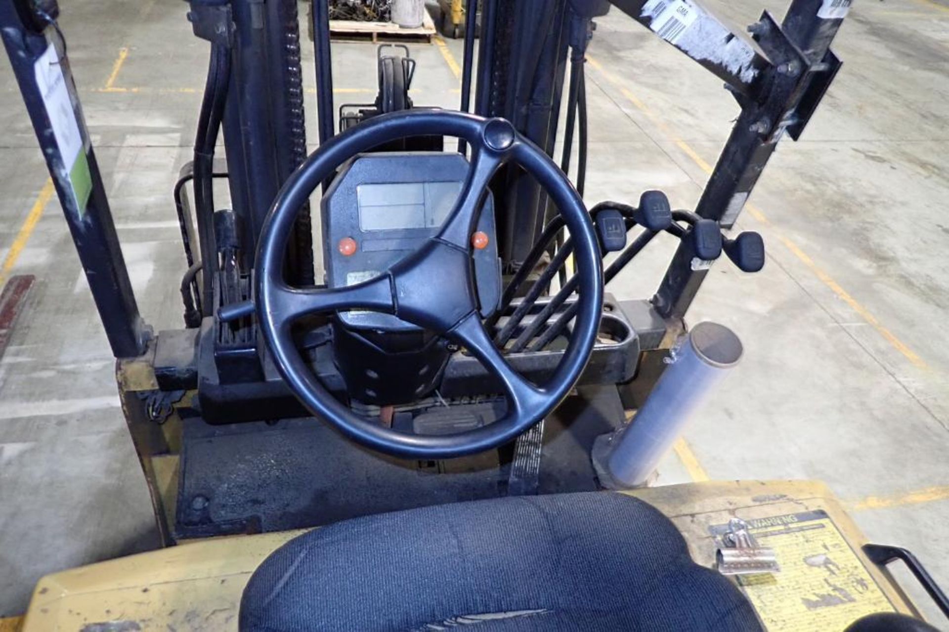 Caterpillar 48V electric forklift {Located in Plymouth, IN} - Image 5 of 8