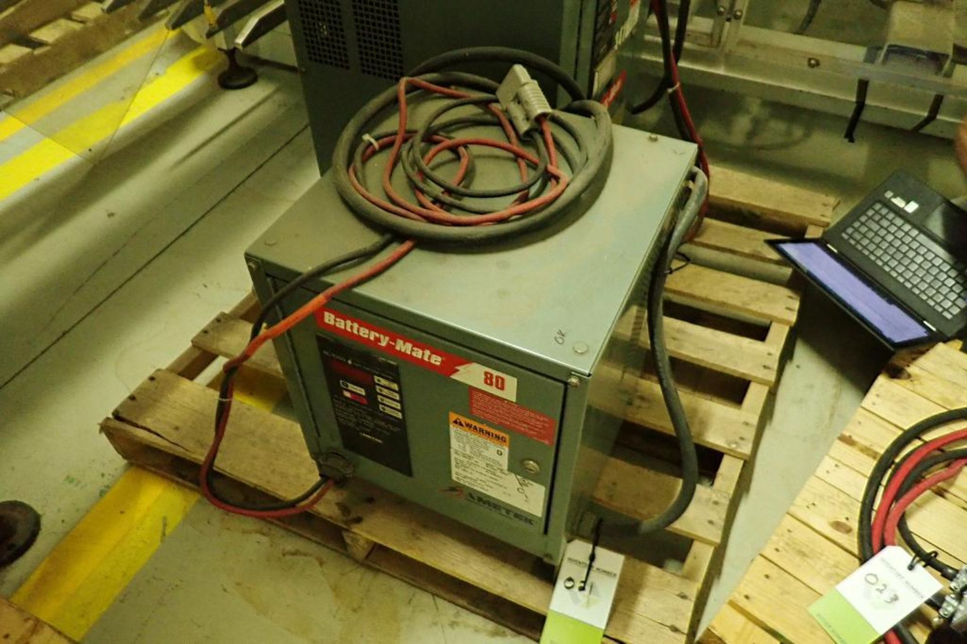 Battery-mate AC1000 24 volt battery charger {Located in Lancaster, PA}