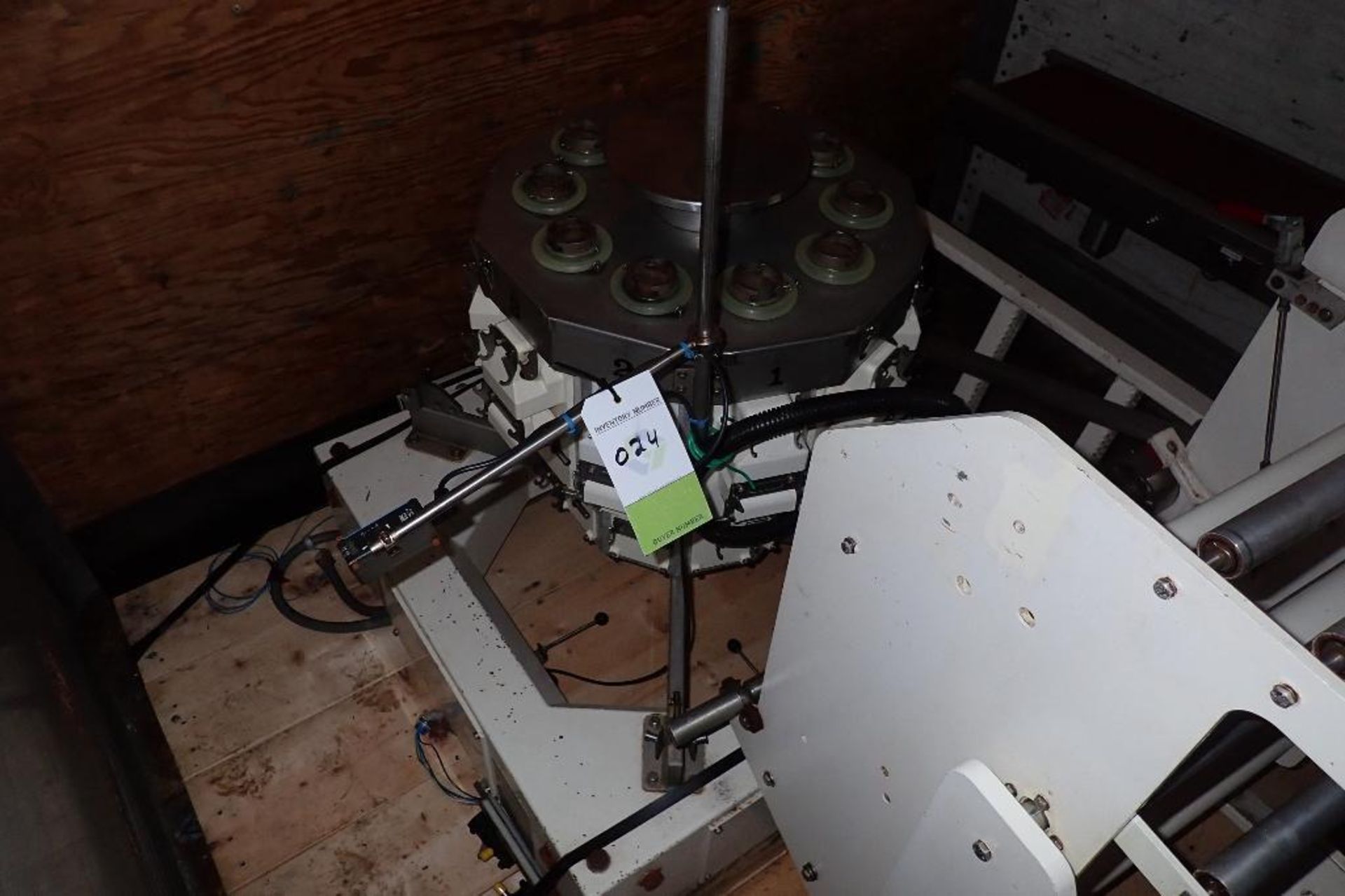 Hayssen Yamata data weigh 10 bucket scale {Located in Lancaster, PA} - Image 2 of 13