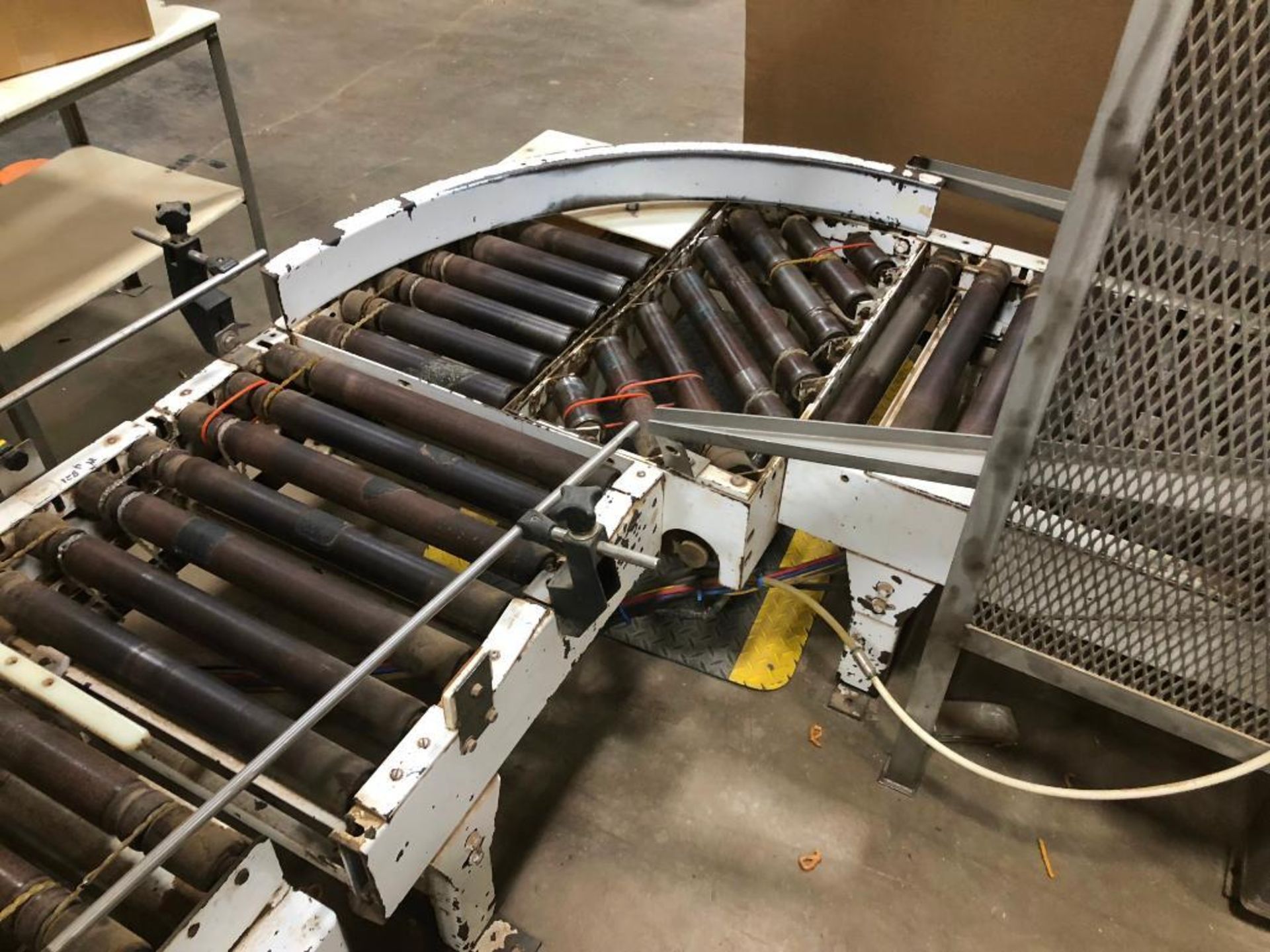 Empty box roller conveyor {Located in Hanover, PA} - Image 4 of 4