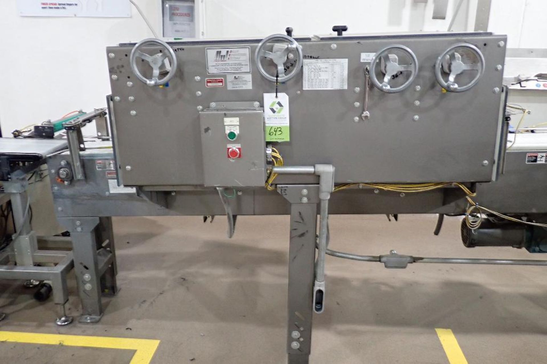 Dillin Engineered Systems carton turner {Located in Lakeville, MN} - Bild 14 aus 18