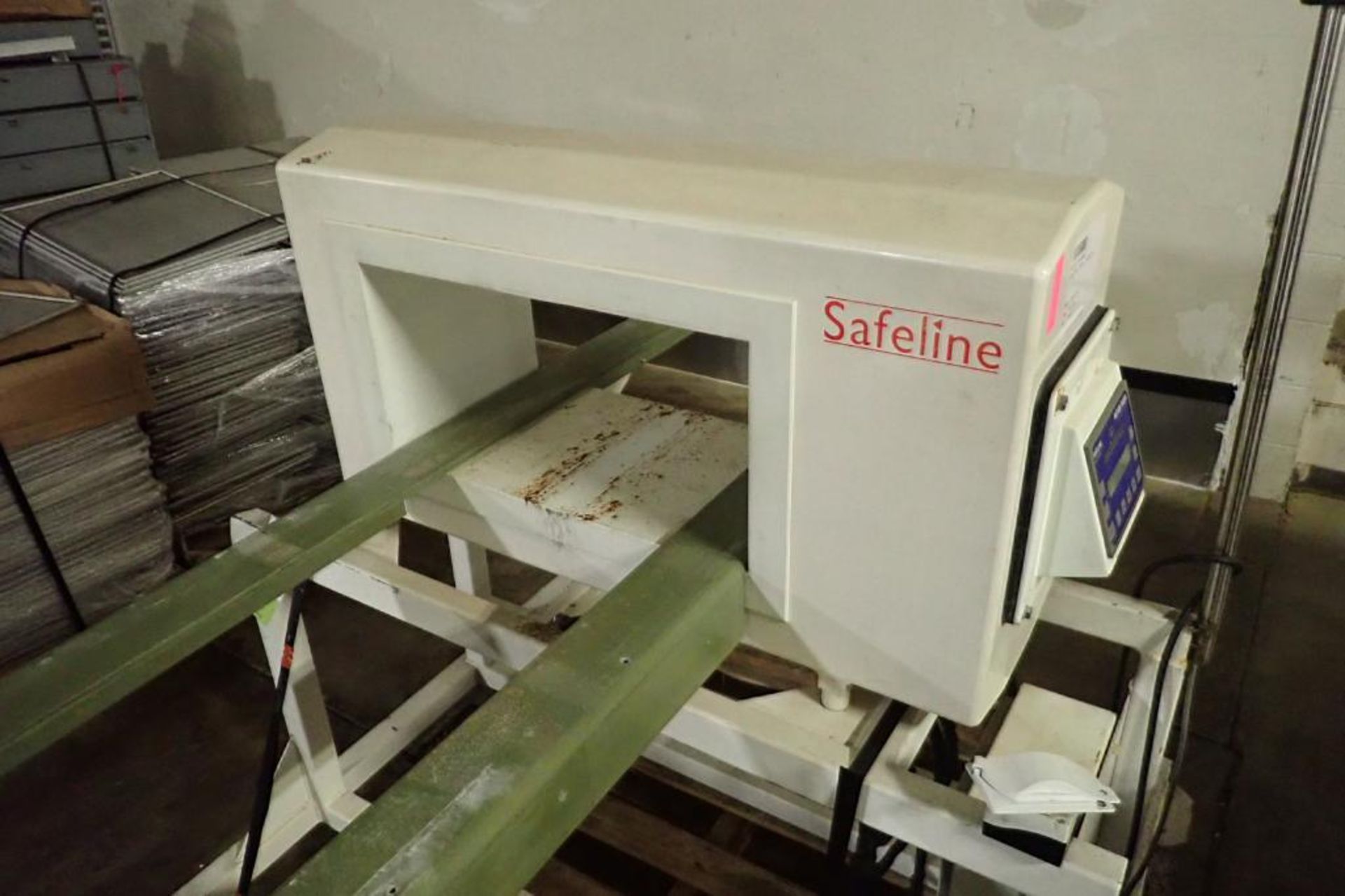 Safeline metal detector {Located in Indianapolis, IN} - Image 4 of 6