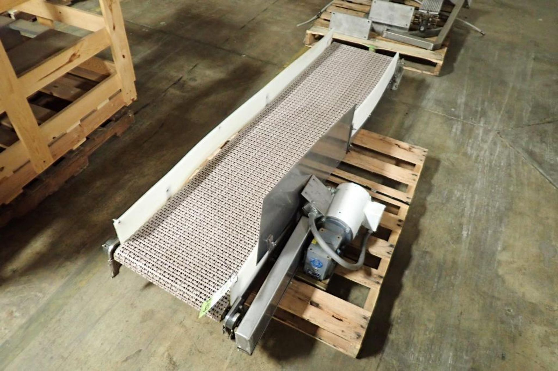 Belt conveyor {Located in Indianapolis, IN}