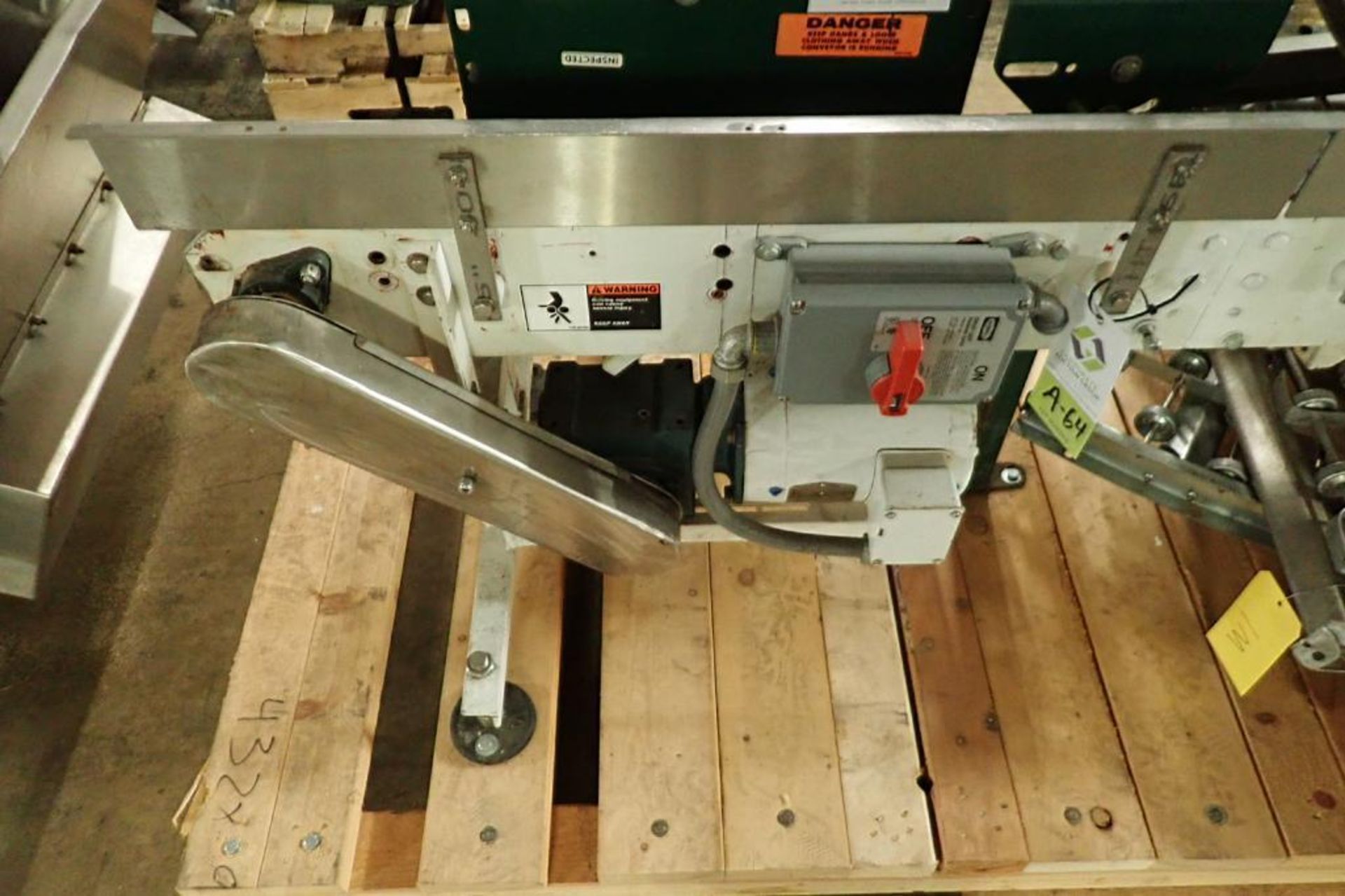 Arrowhead table top chain conveyor {Located in Indianapolis, IN} - Bild 3 aus 6