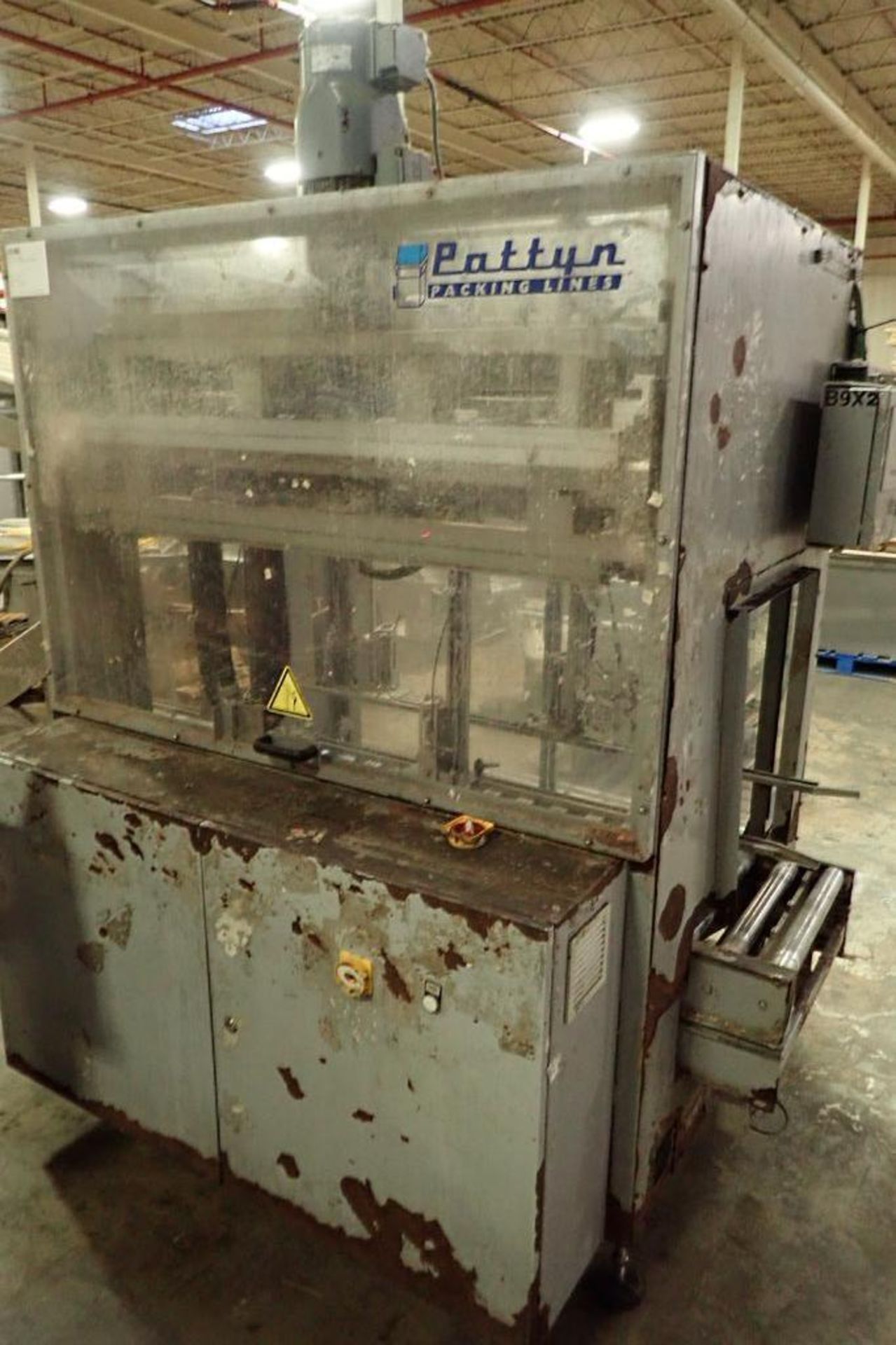 2010 Pattyn packing lines decuffer {Located in Indianapolis, IN} - Image 4 of 13