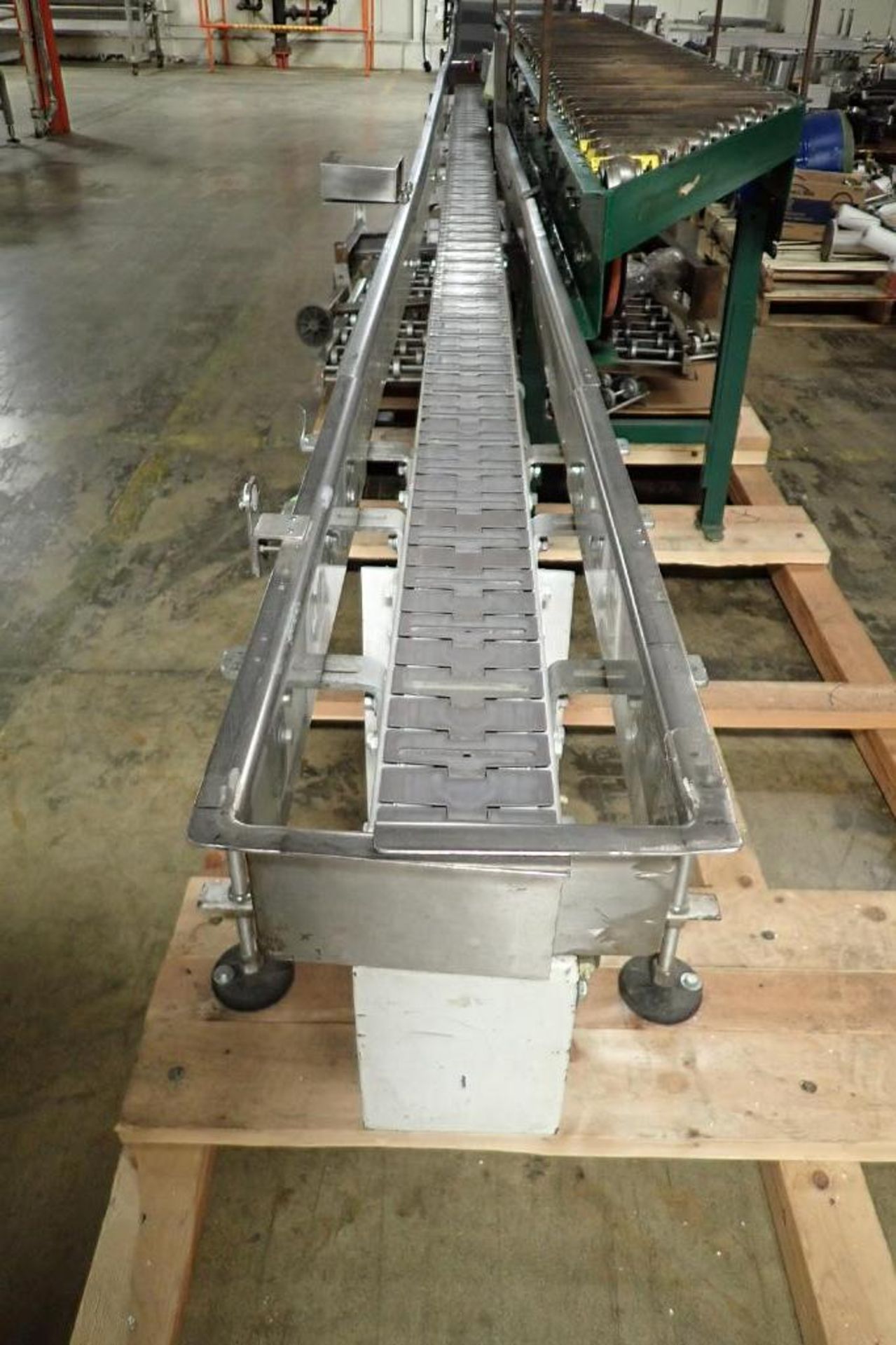 Arrowhead table top chain conveyor {Located in Indianapolis, IN} - Bild 5 aus 6