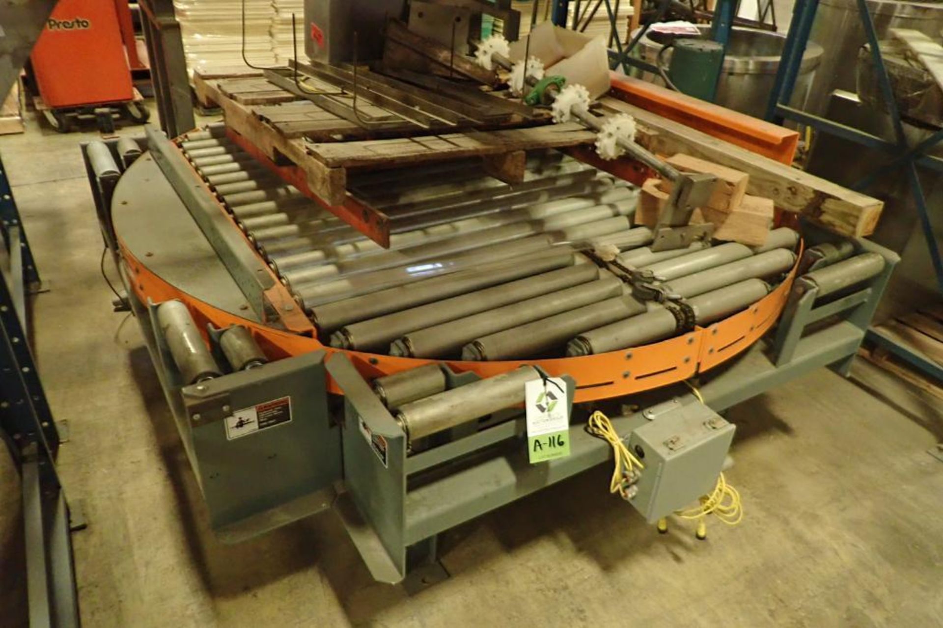 Alvey full pallet turn table {Located in Indianapolis, IN}