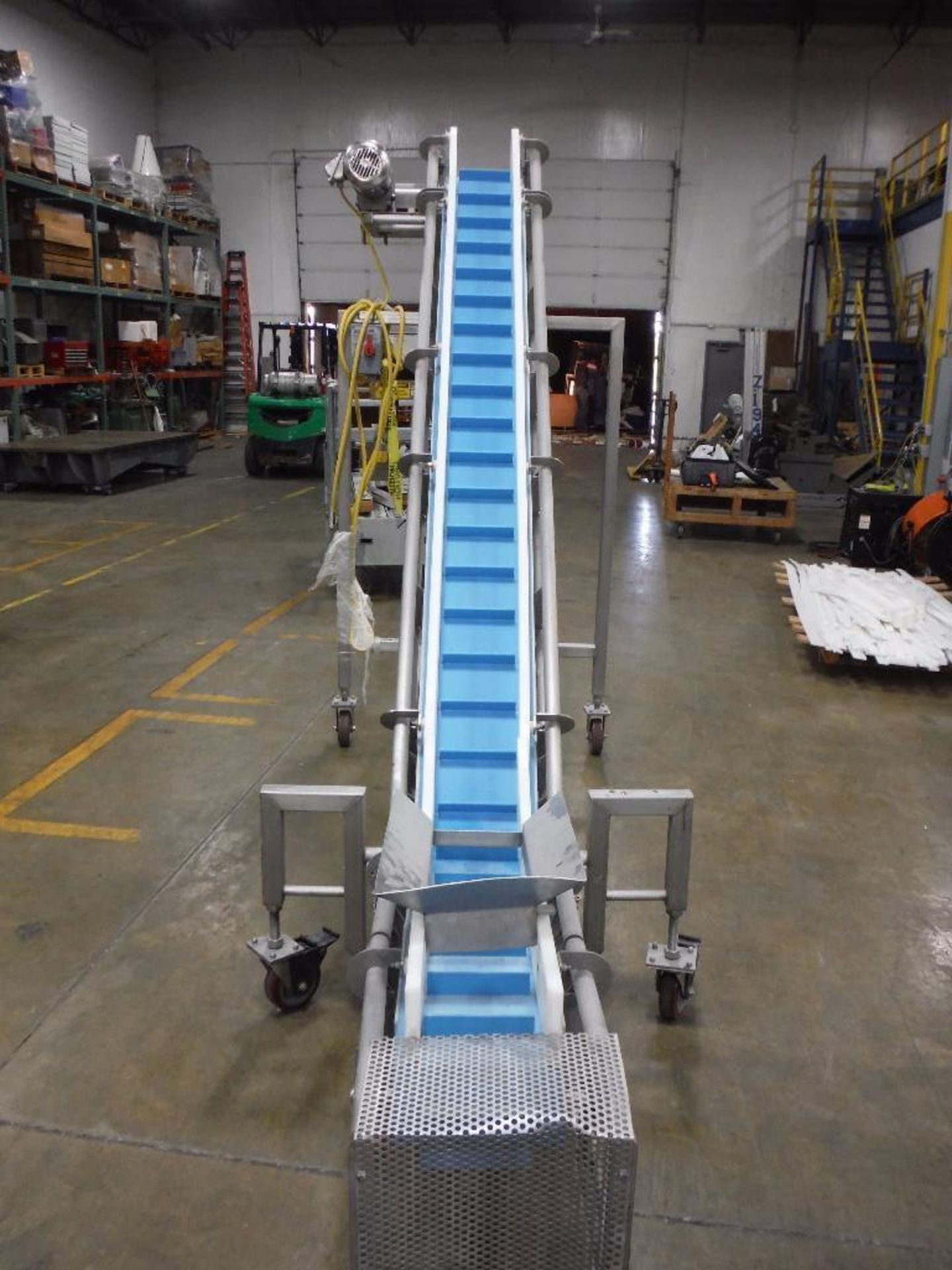 SS incline conveyor {Located in Florence, KY} - Image 2 of 9