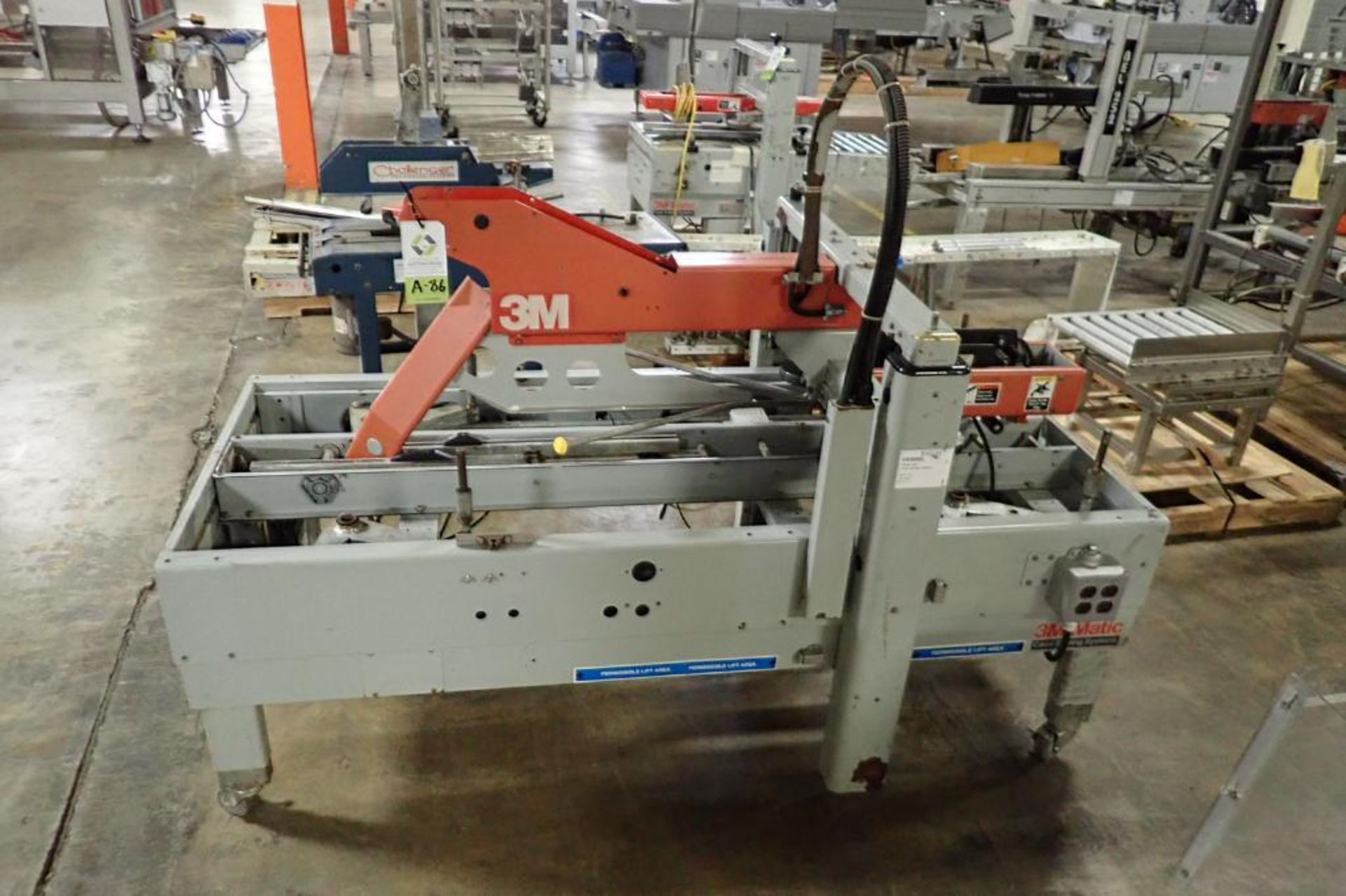1995 3M Matic 800af adjustable case sealer {Located in Indianapolis, IN}