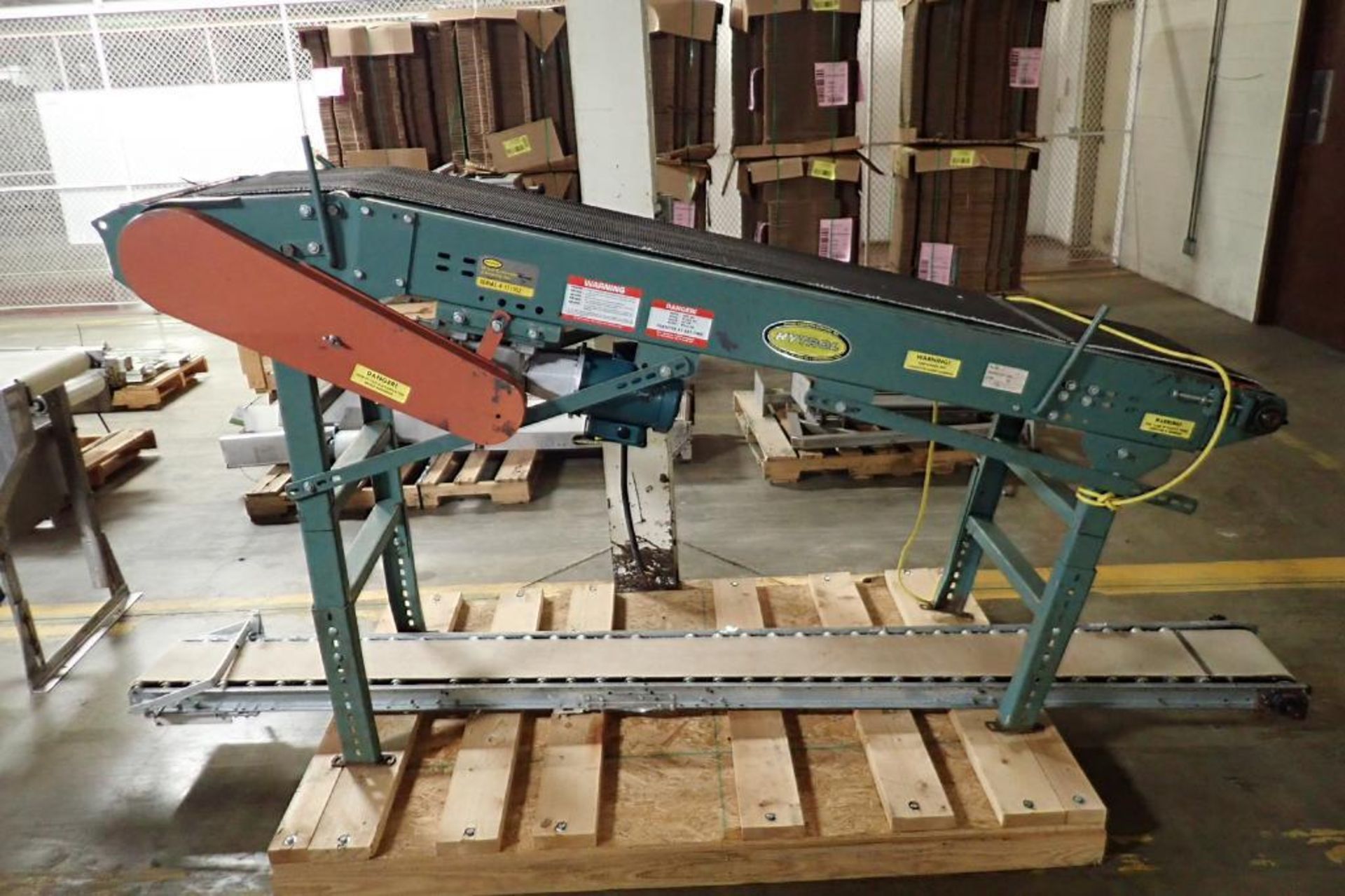 Hytrol rubber belt incline conveyor {Located in Indianapolis, IN}