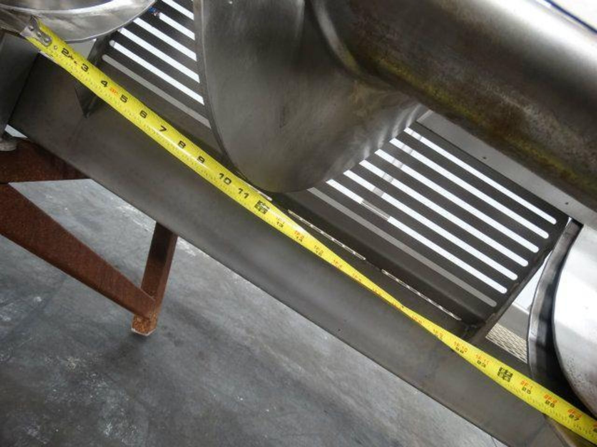 Friesen SS auger screw conveyor {Pendleton, IN} - Image 15 of 25