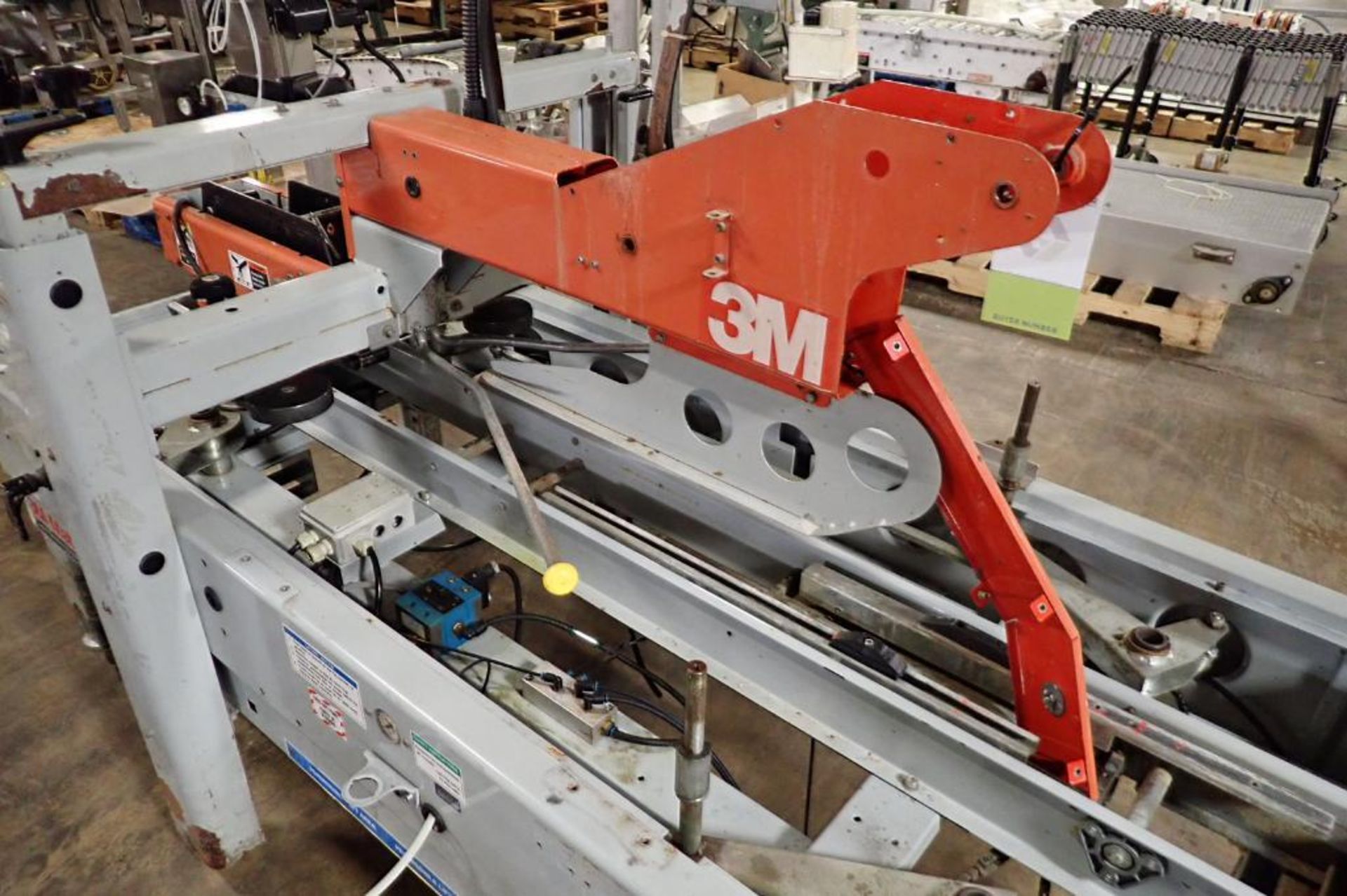 1995 3M Matic 800af adjustable case sealer {Located in Indianapolis, IN} - Image 3 of 6