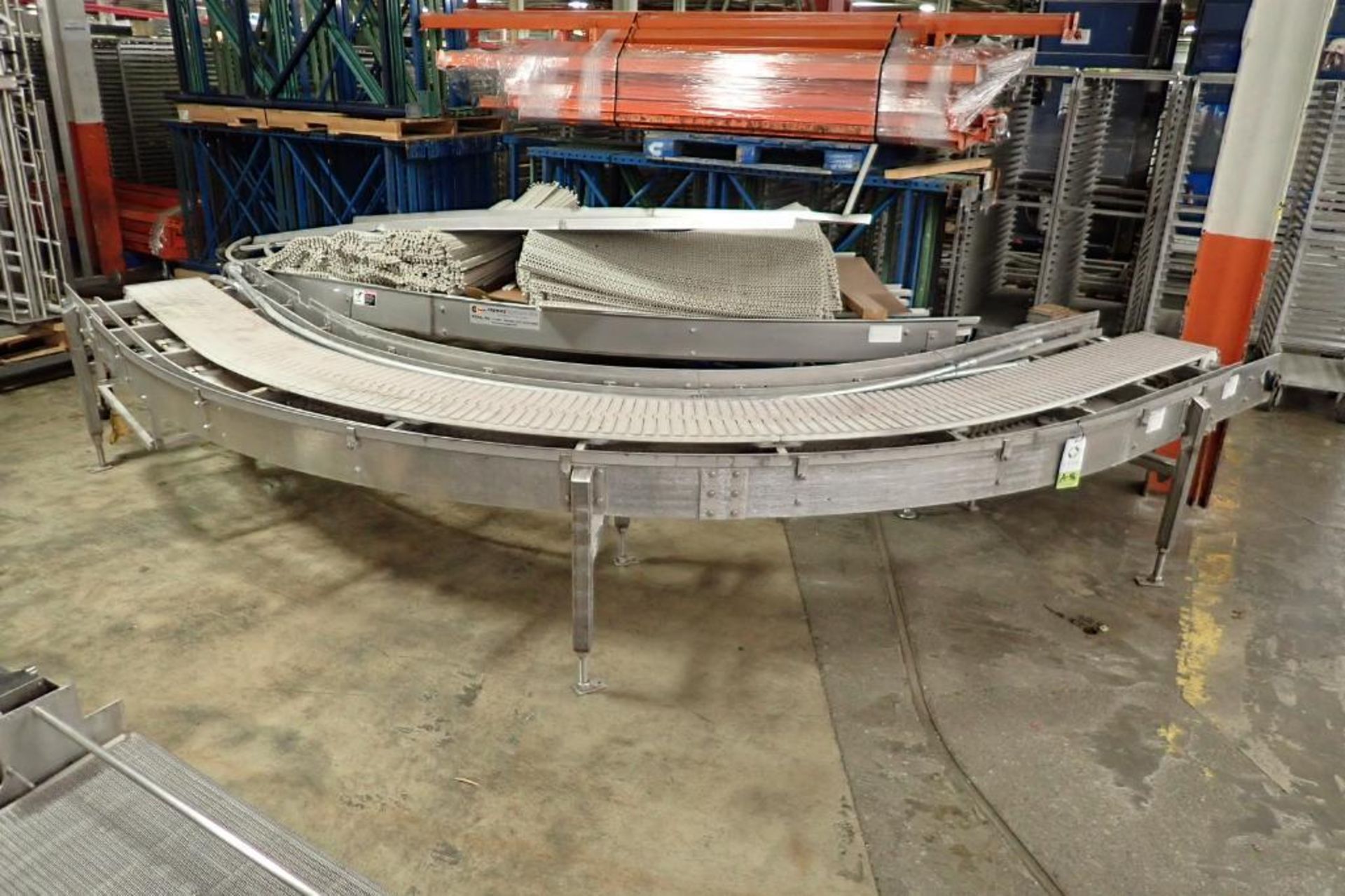 90 degree table top conveyor {Located in Indianapolis, IN}