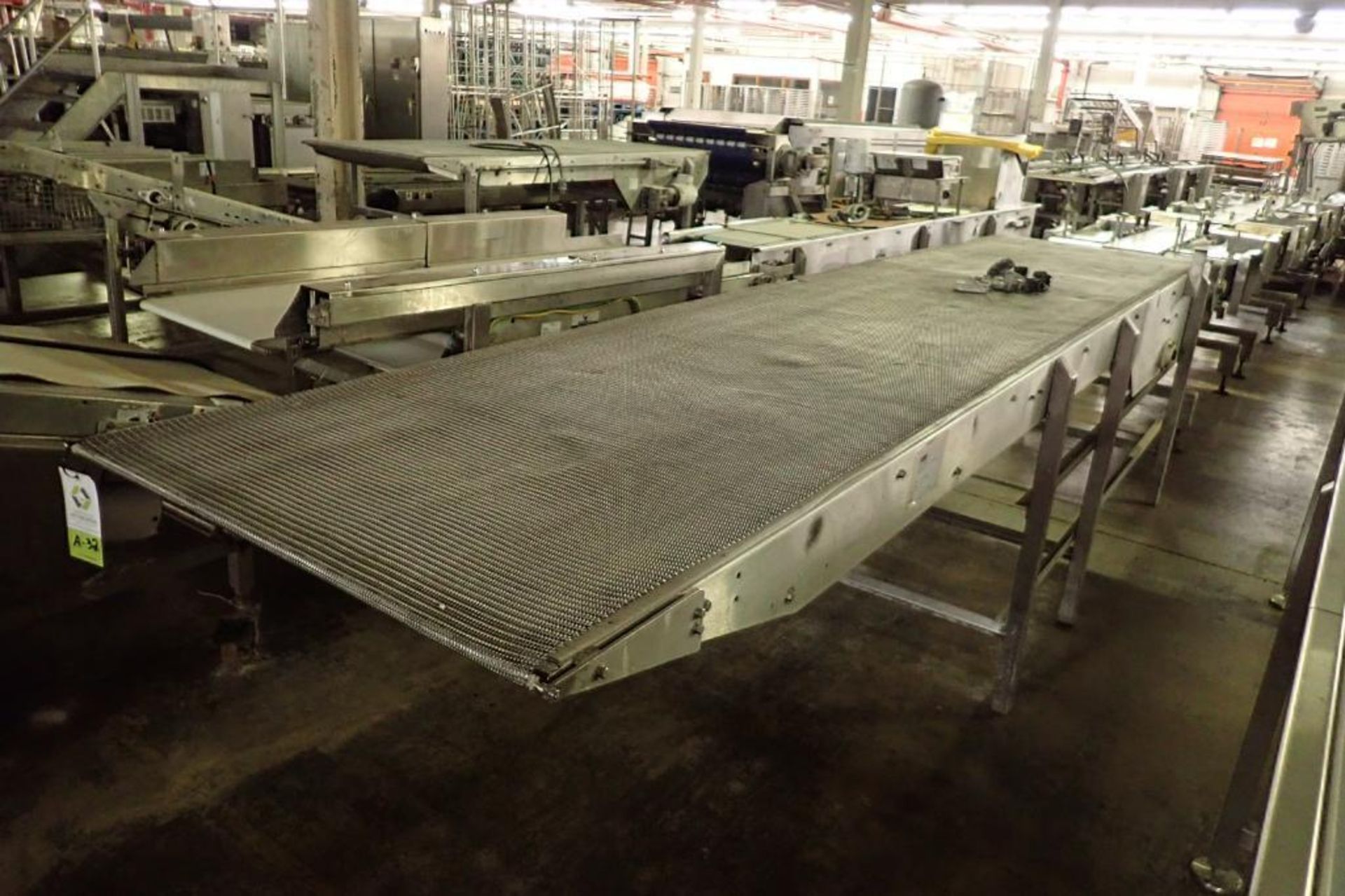 SS conveyor {Located in Indianapolis, IN} - Image 3 of 7