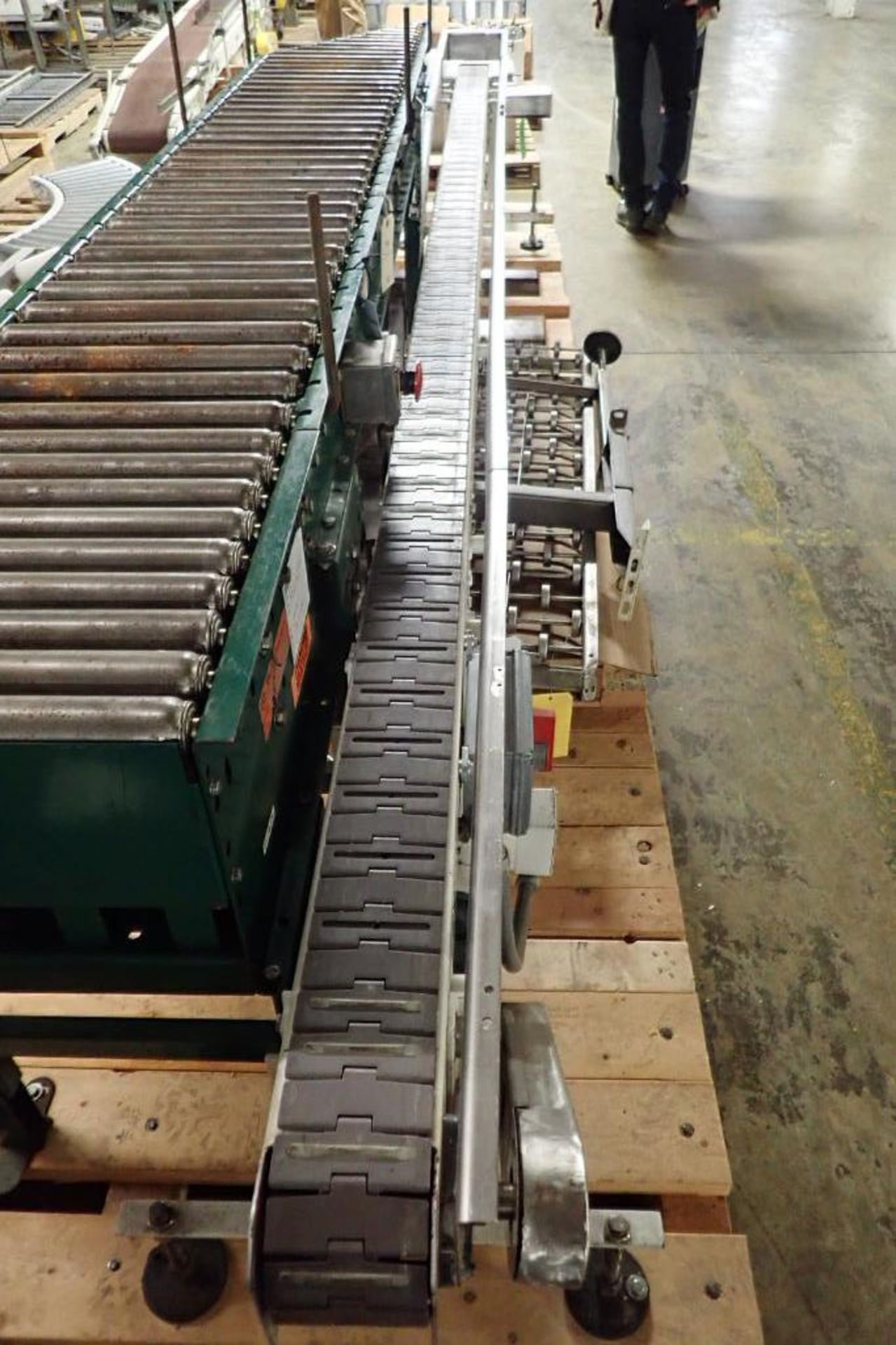 Arrowhead table top chain conveyor {Located in Indianapolis, IN} - Bild 2 aus 6