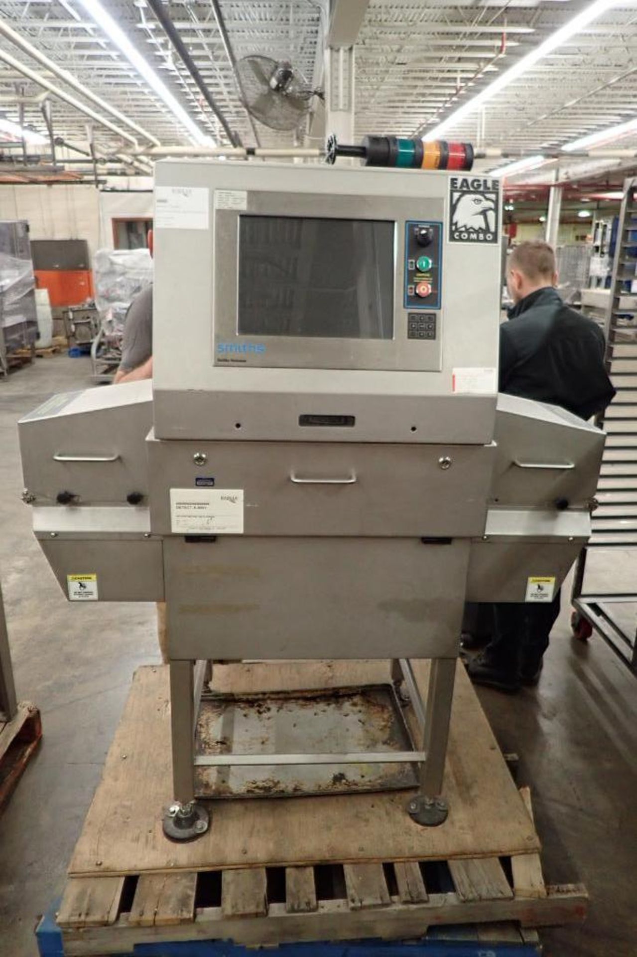 2005 Smiths eagle combo x-ray machine {Located in Indianapolis, IN}