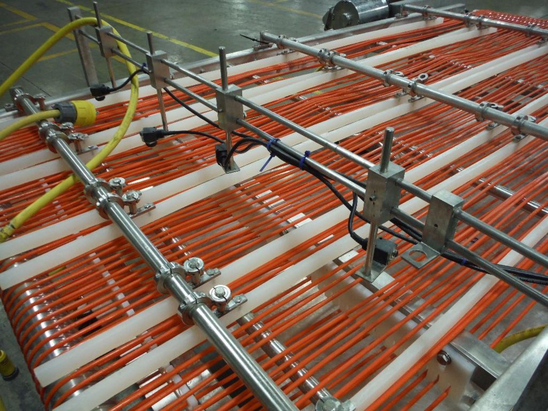 SS band conveyor {Located in Florence, KY} - Image 3 of 6