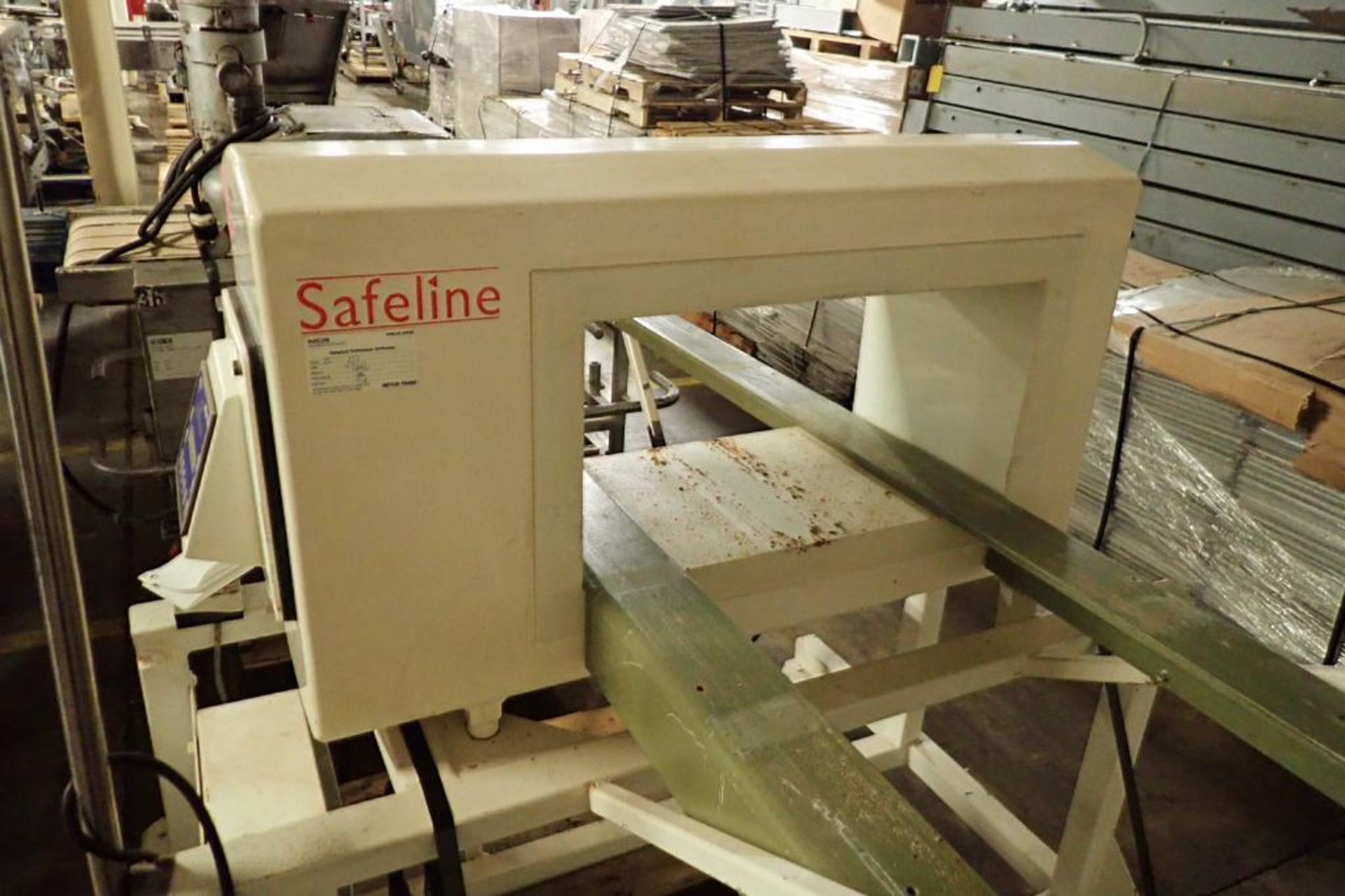 Safeline metal detector {Located in Indianapolis, IN} - Image 2 of 6
