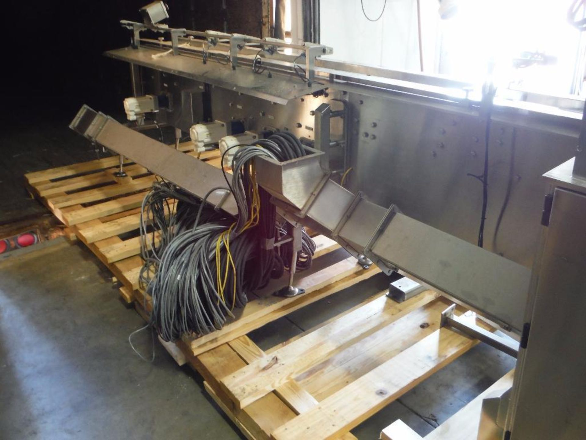 Ilapak delta horizonal form-fill-seal machine {Located in Florence, KY} - Image 14 of 26