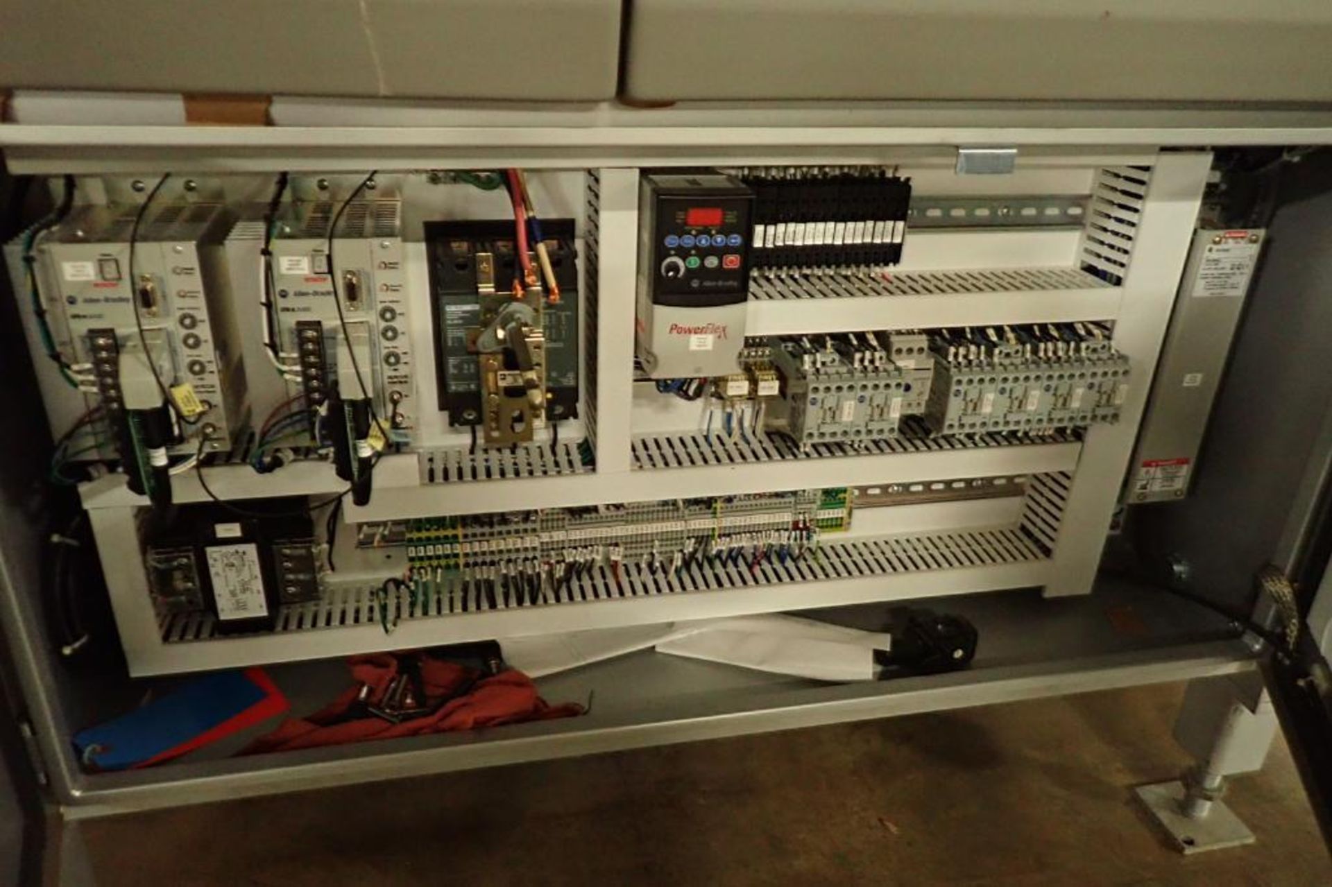 Bosch Doboy 7520 tray former {Located in Indianapolis, IN} - Image 10 of 27