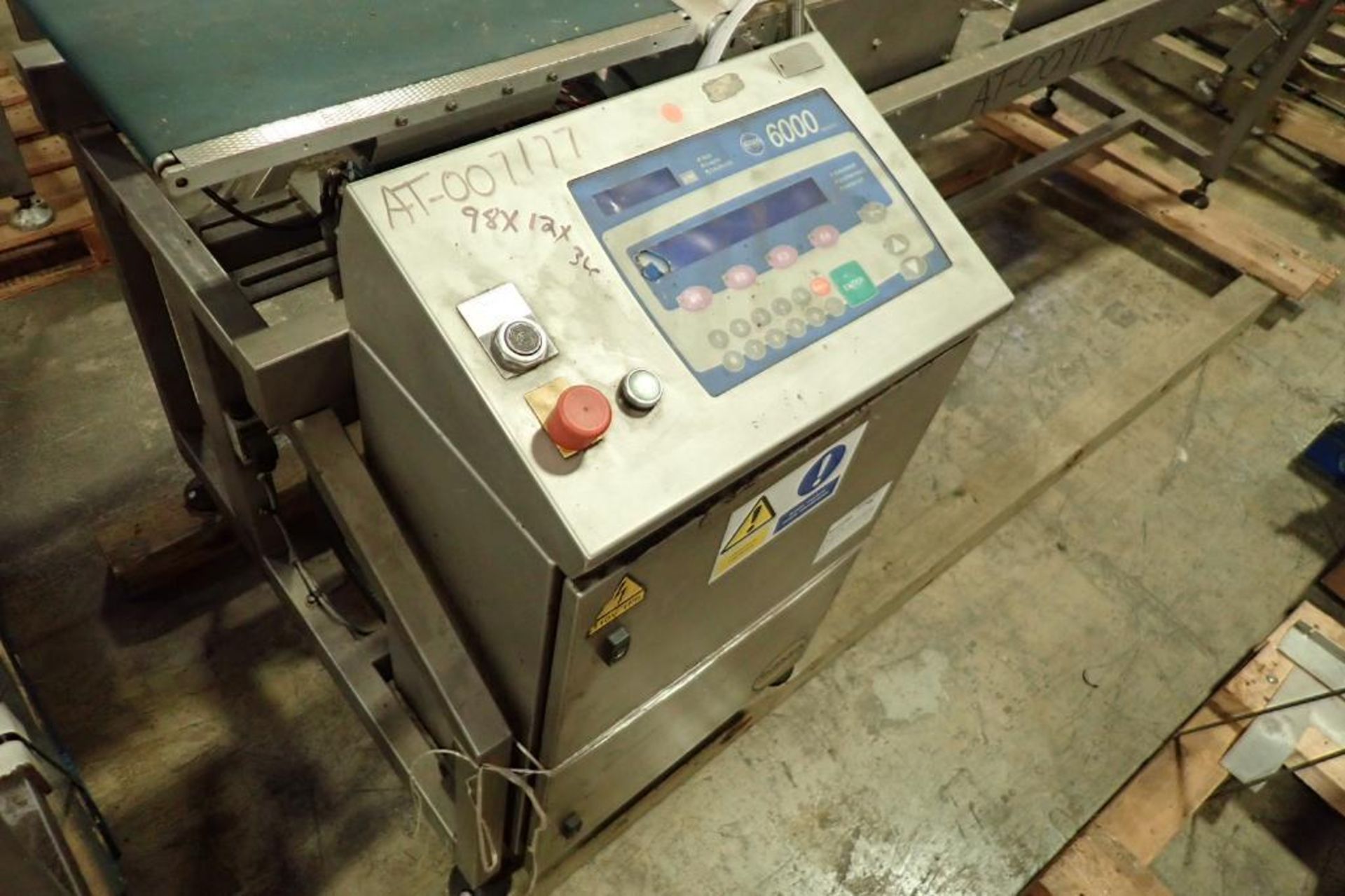 2001 Loma 6000 series high speed check weigher {Located in Indianapolis, IN} - Image 2 of 9