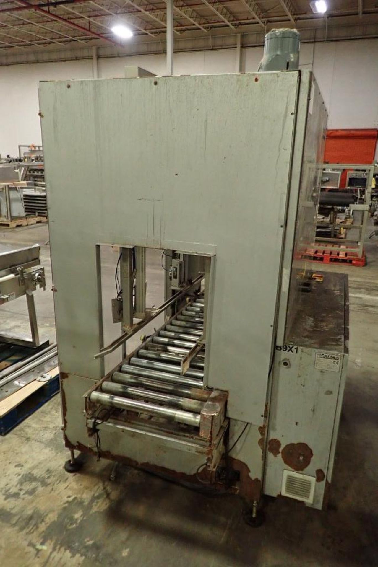 2010 Pattyn packing lines decuffer {Located in Indianapolis, IN} - Image 5 of 13