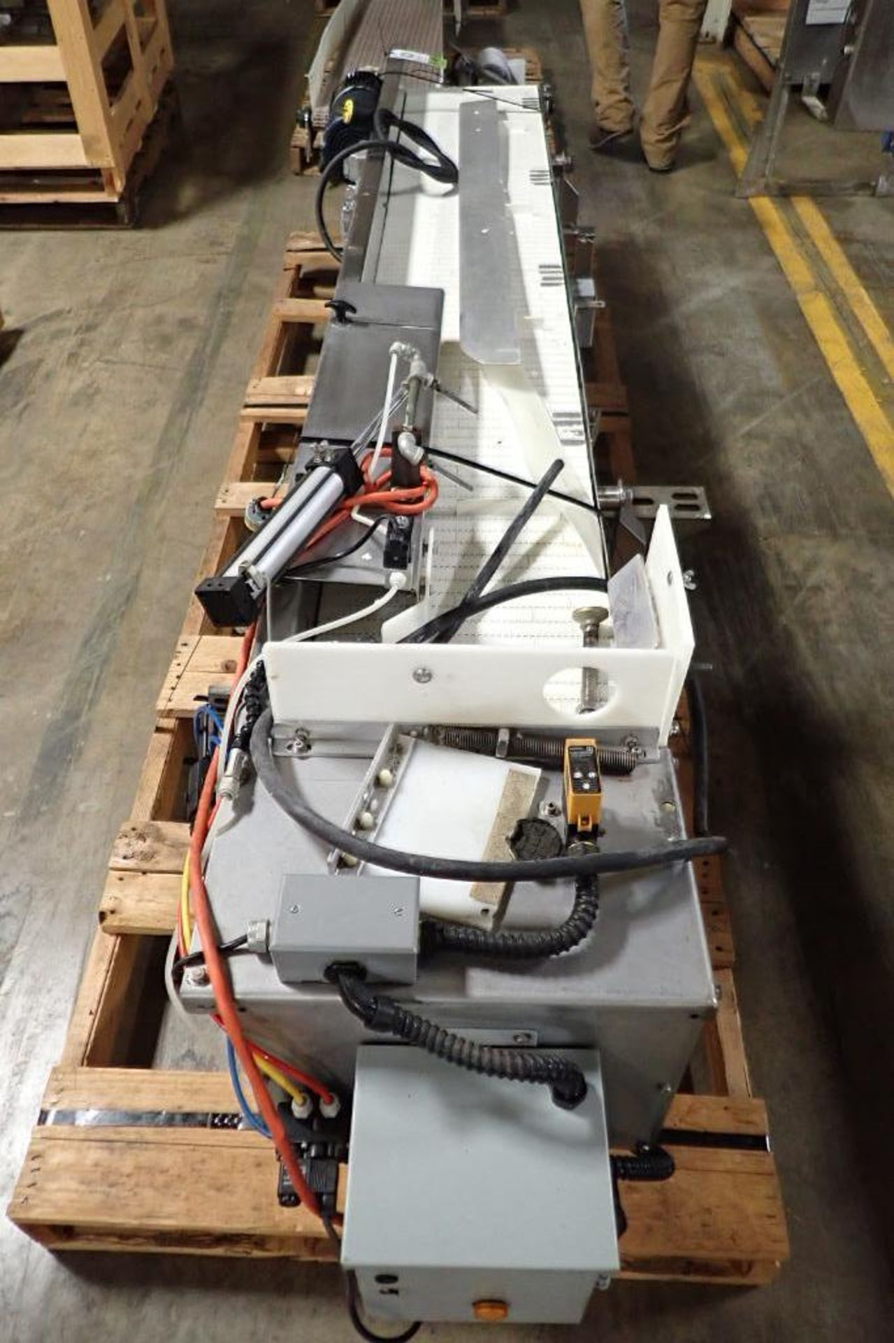 Kleenline belt conveyor {Located in Indianapolis, IN} - Image 2 of 7