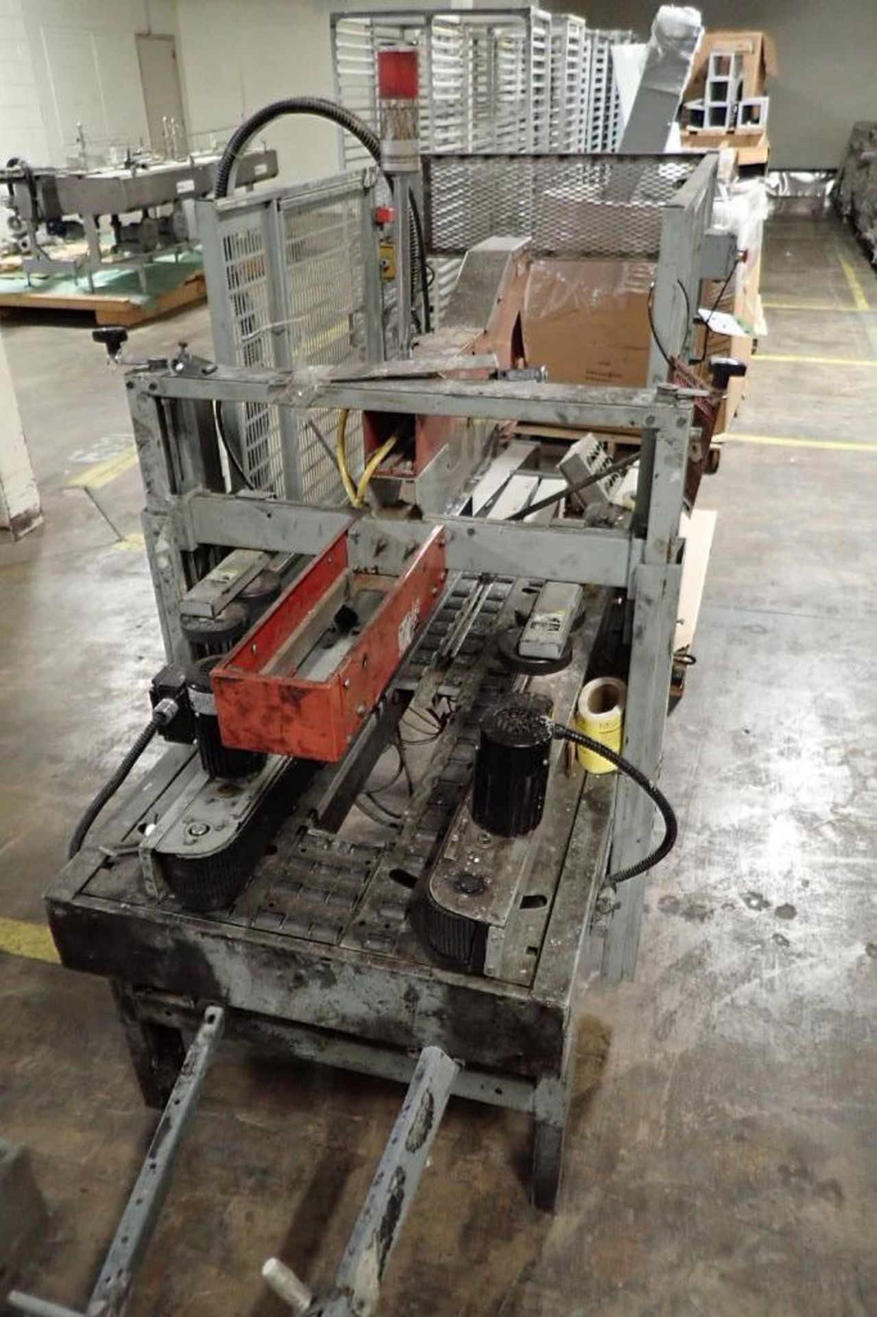 1997 3M Matic 120af adjustable case sealer {Located in Indianapolis, IN} - Image 4 of 7