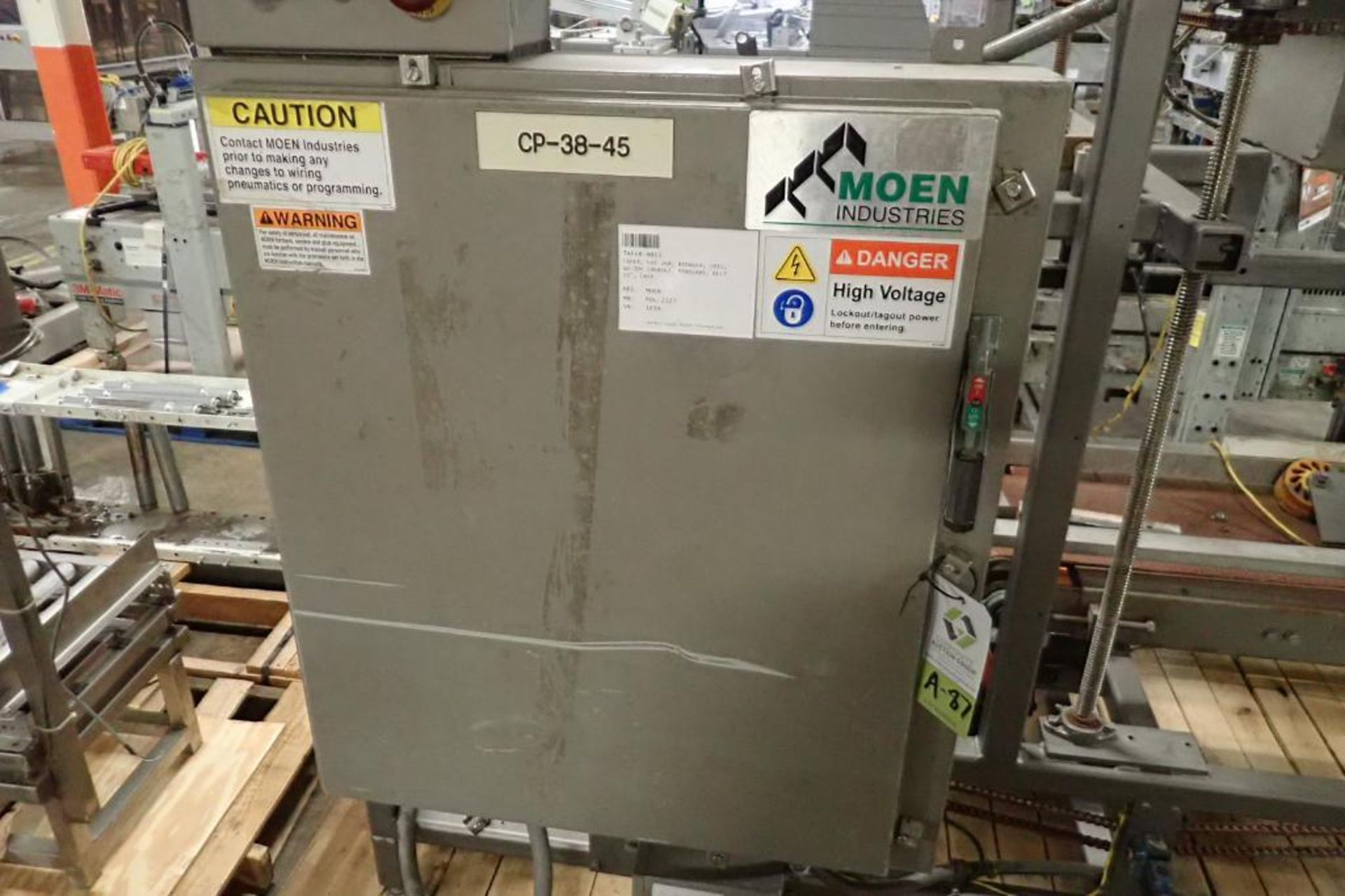 2007 Moen adjustable case sealer {Located in Indianapolis, IN} - Image 5 of 8