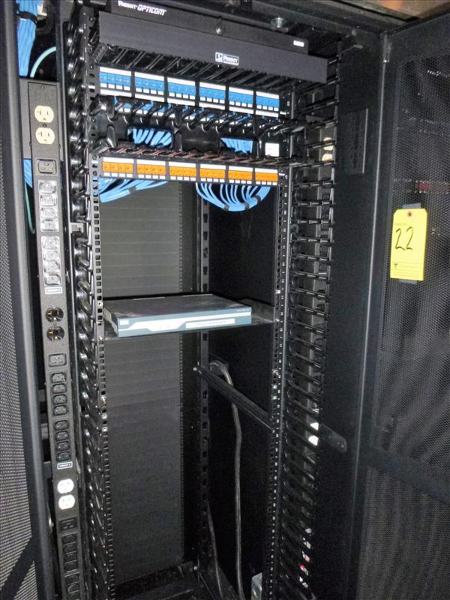 Panduit server cabinet (all cable excluded) (R3C6) incl.: - Cisco 1800 Series router [1]