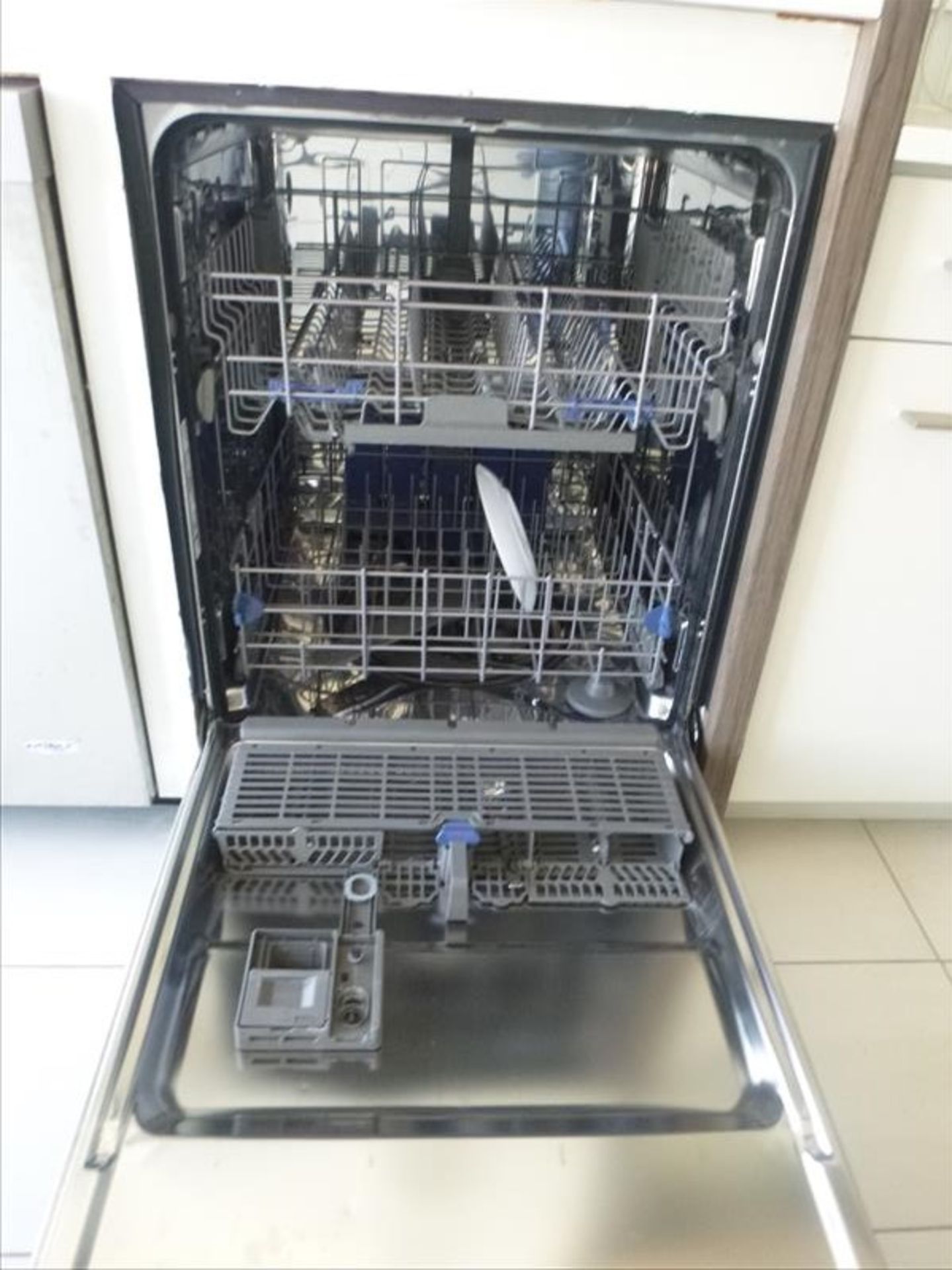 Whirlpool dishwasher, Gold Series, s/s [FLR4] - Image 2 of 2